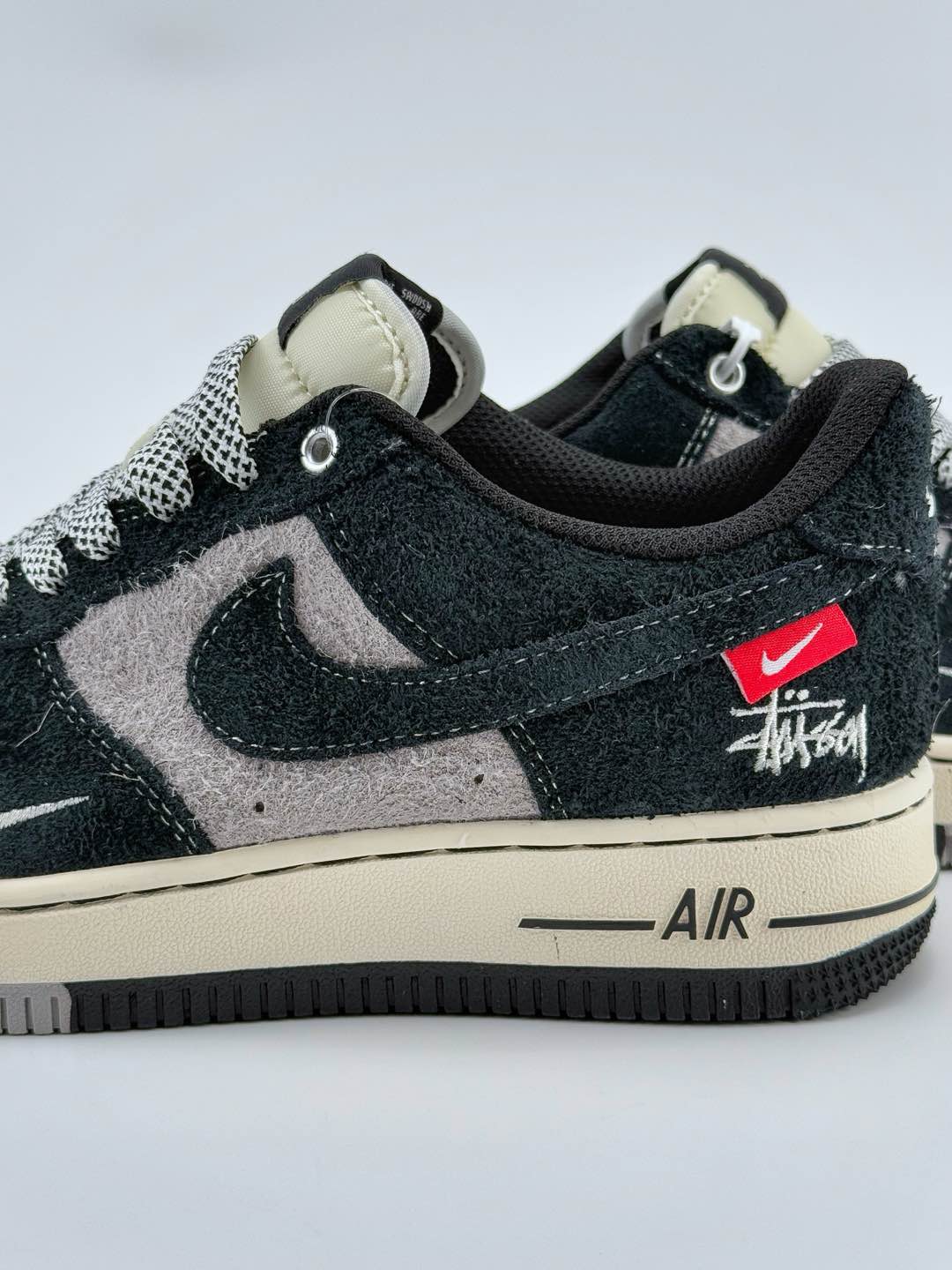 180 Nike Air Force 1 Low 07 x Stussy 黑灰翻毛小钩满天星 SJ6698-017