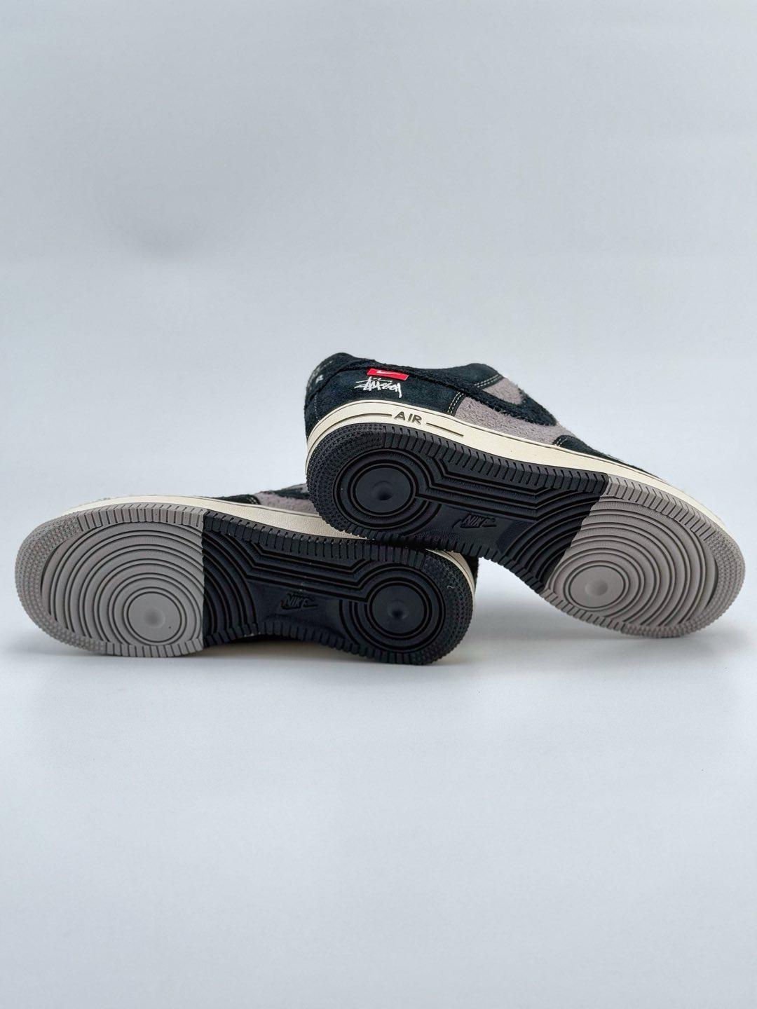 180 Nike Air Force 1 Low 07 x Stussy 黑灰翻毛小钩满天星 SJ6698-017
