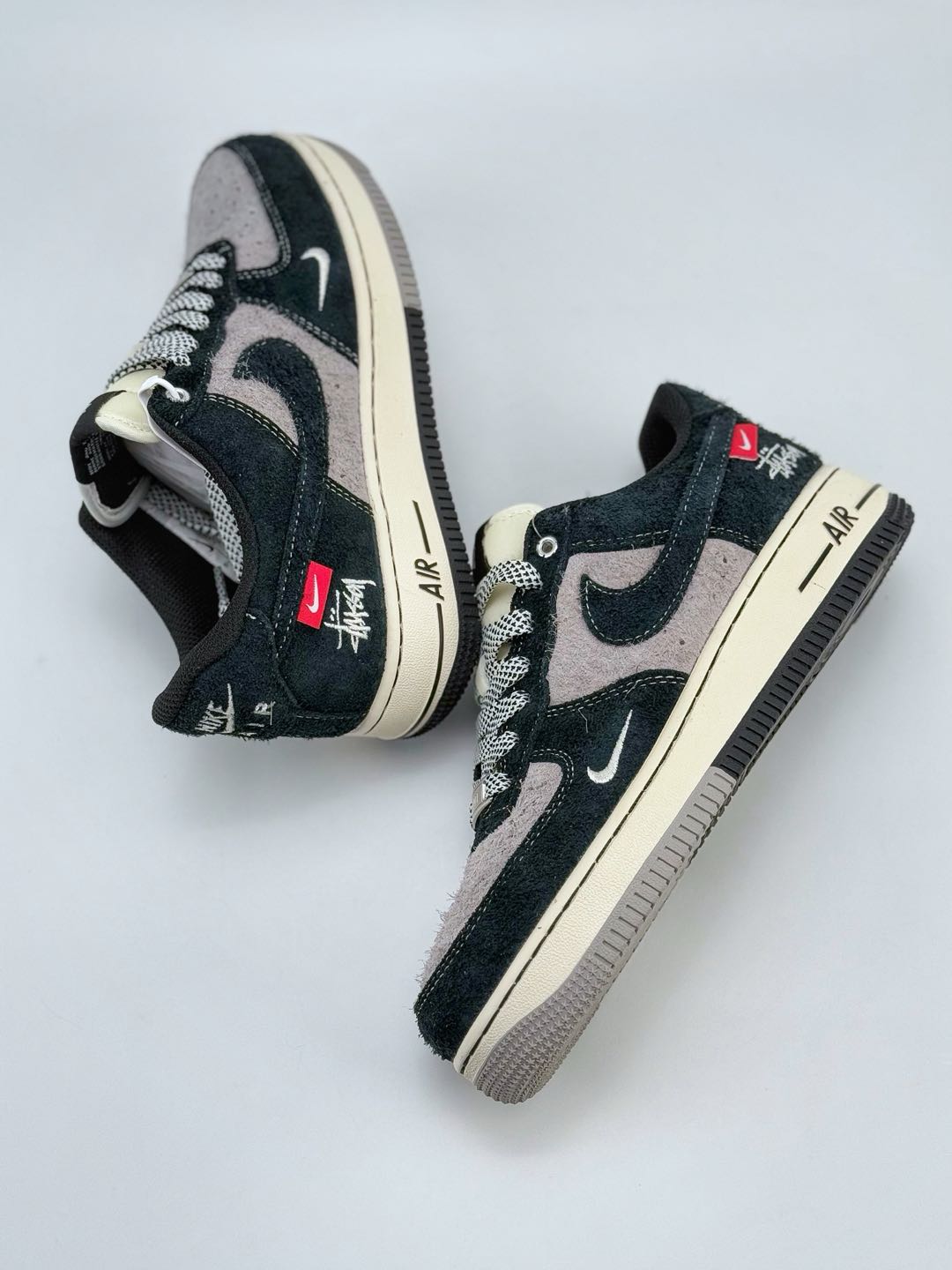 180 Nike Air Force 1 Low 07 x Stussy 黑灰翻毛小钩满天星 SJ6698-017