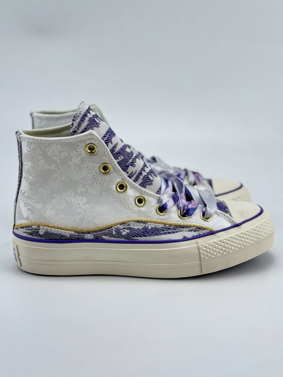 **All Star Lift High Top Platform – Year of the Snake Edition** - Comprehensive 4