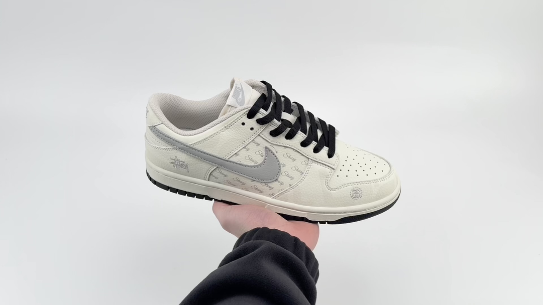 Appreciation of High Definition Videos 👏🏿Nike SB Dunk Low x Stussy White G - Comprehensive