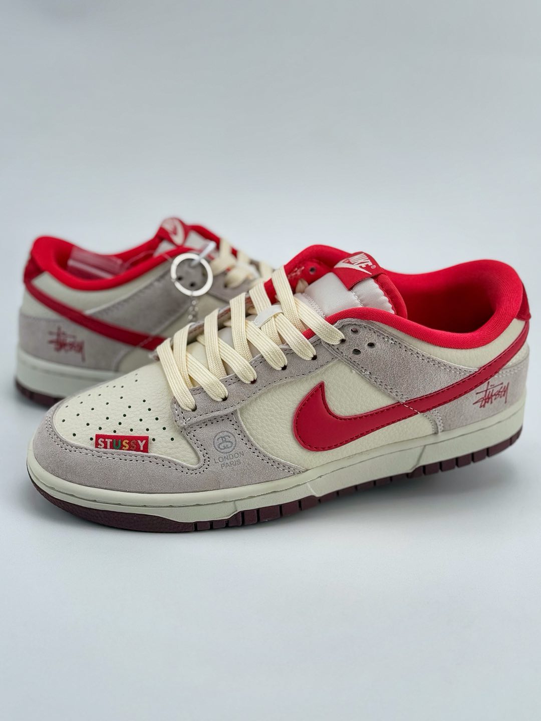 Nike SB Dunk Low x Stussy 米灰红  KK1333-021