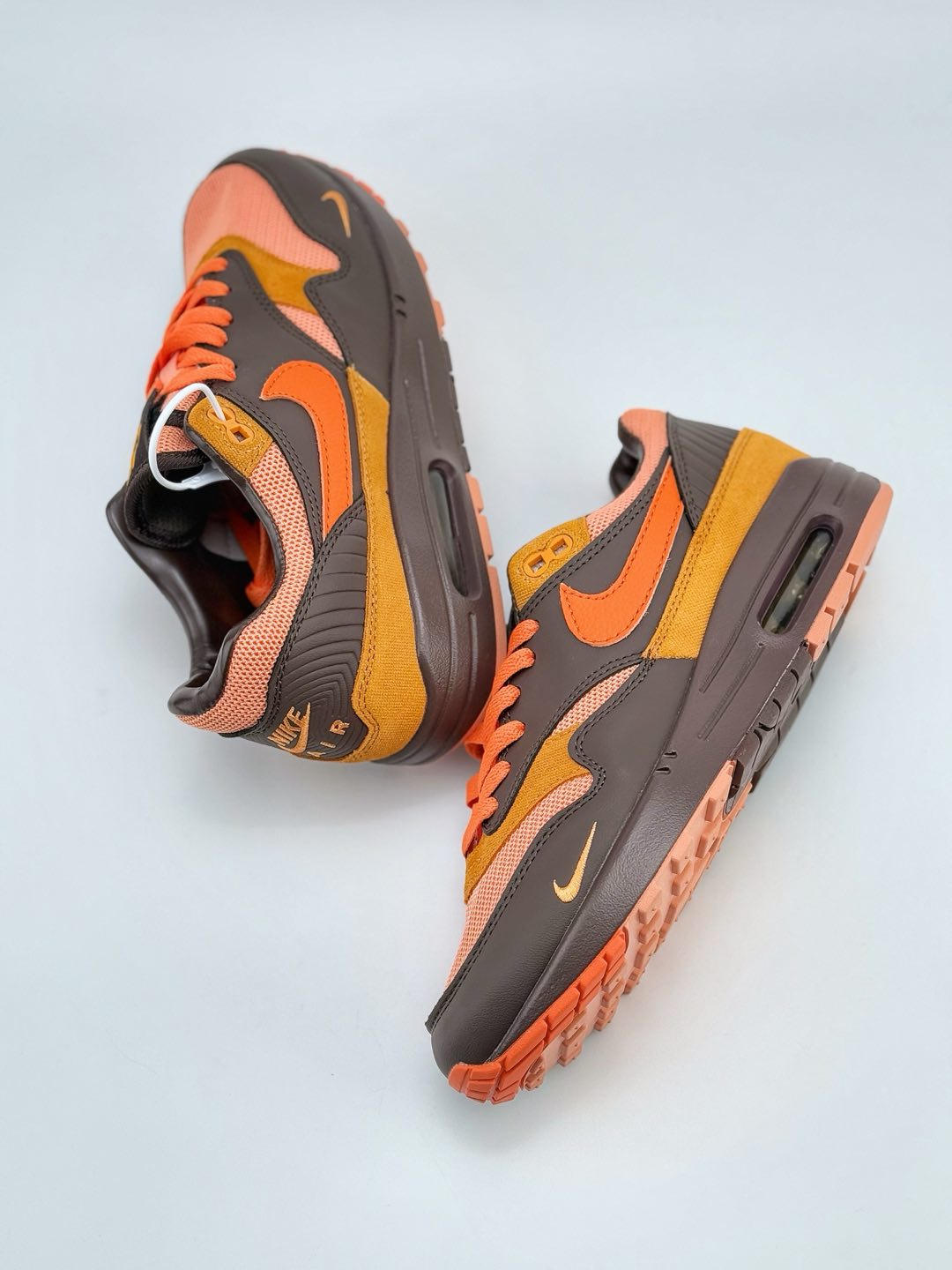 Nike Air Max 1 棕橙小钩 复古休闲跑步鞋  HF7346-200