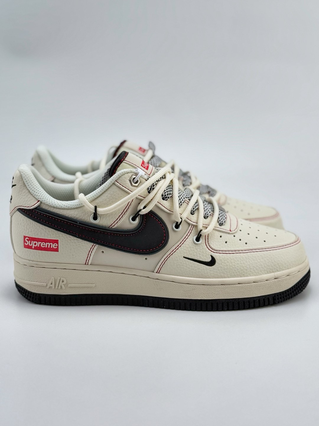 Nike Air Force 1 Low 07 x Supreme 白黑小钩绑带满天星  SJ1198-104