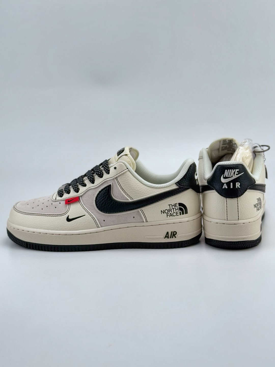 Nike Air Force 1 Low 07 x The North Face 白黑小钩满天星 BB7518-010