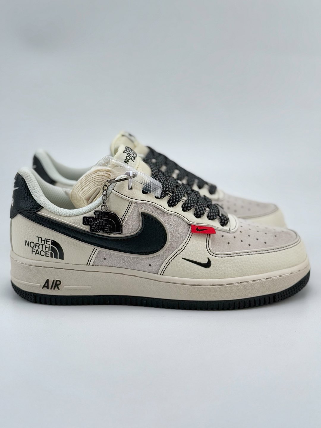 Nike Air Force 1 Low 07 x The North Face 白黑小钩满天星 BB7518-010