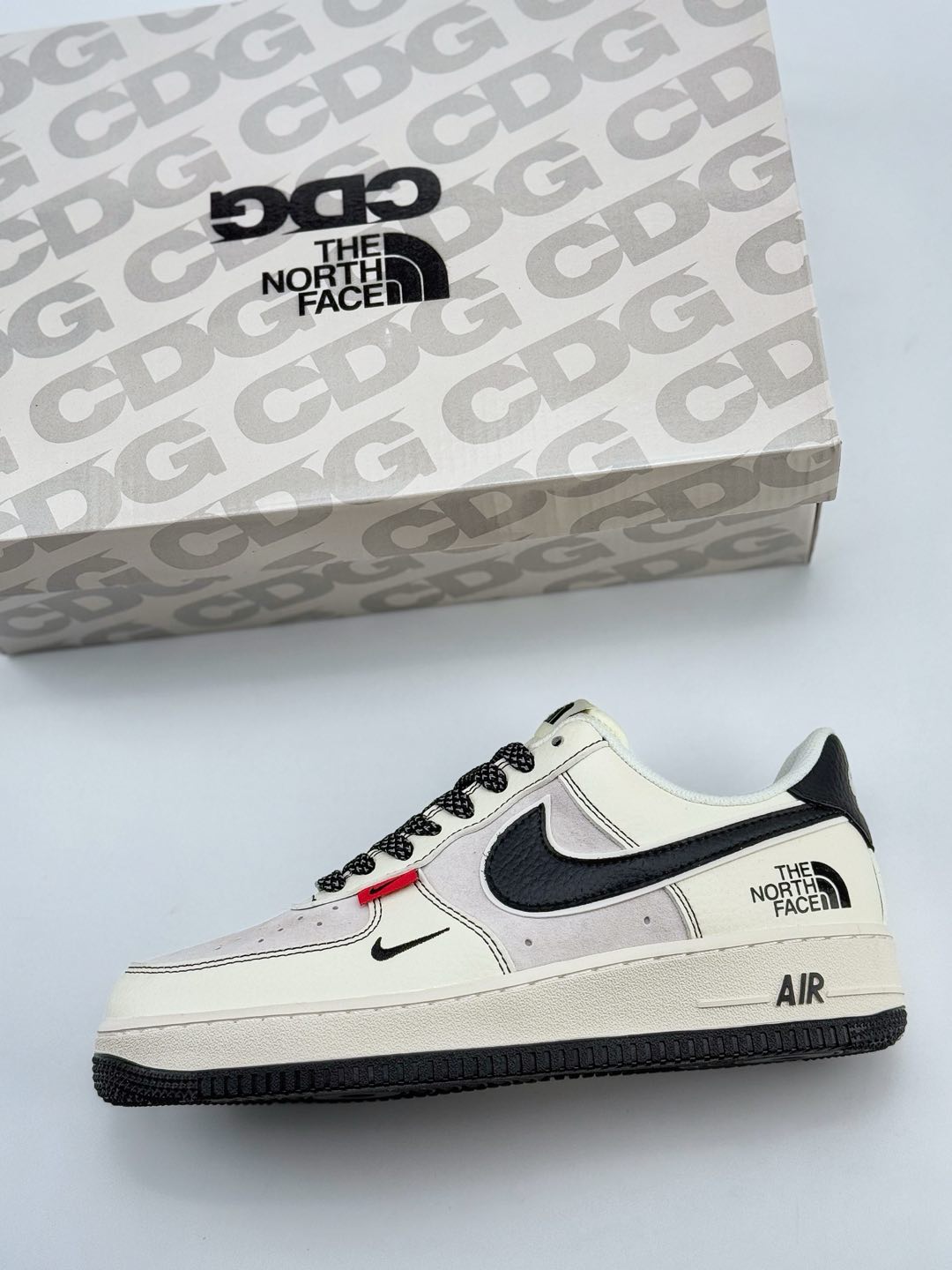 Nike Air Force 1 Low 07 x The North Face 白黑小钩满天星 BB7518-010