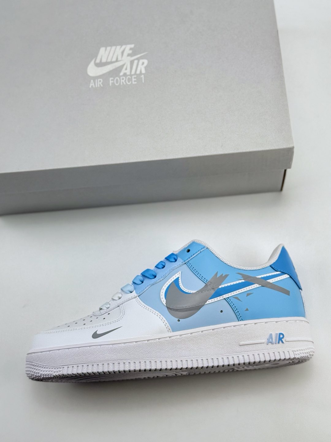 Nike Air Force 1 Low 07 白蓝断裂三钩  CW2288-952