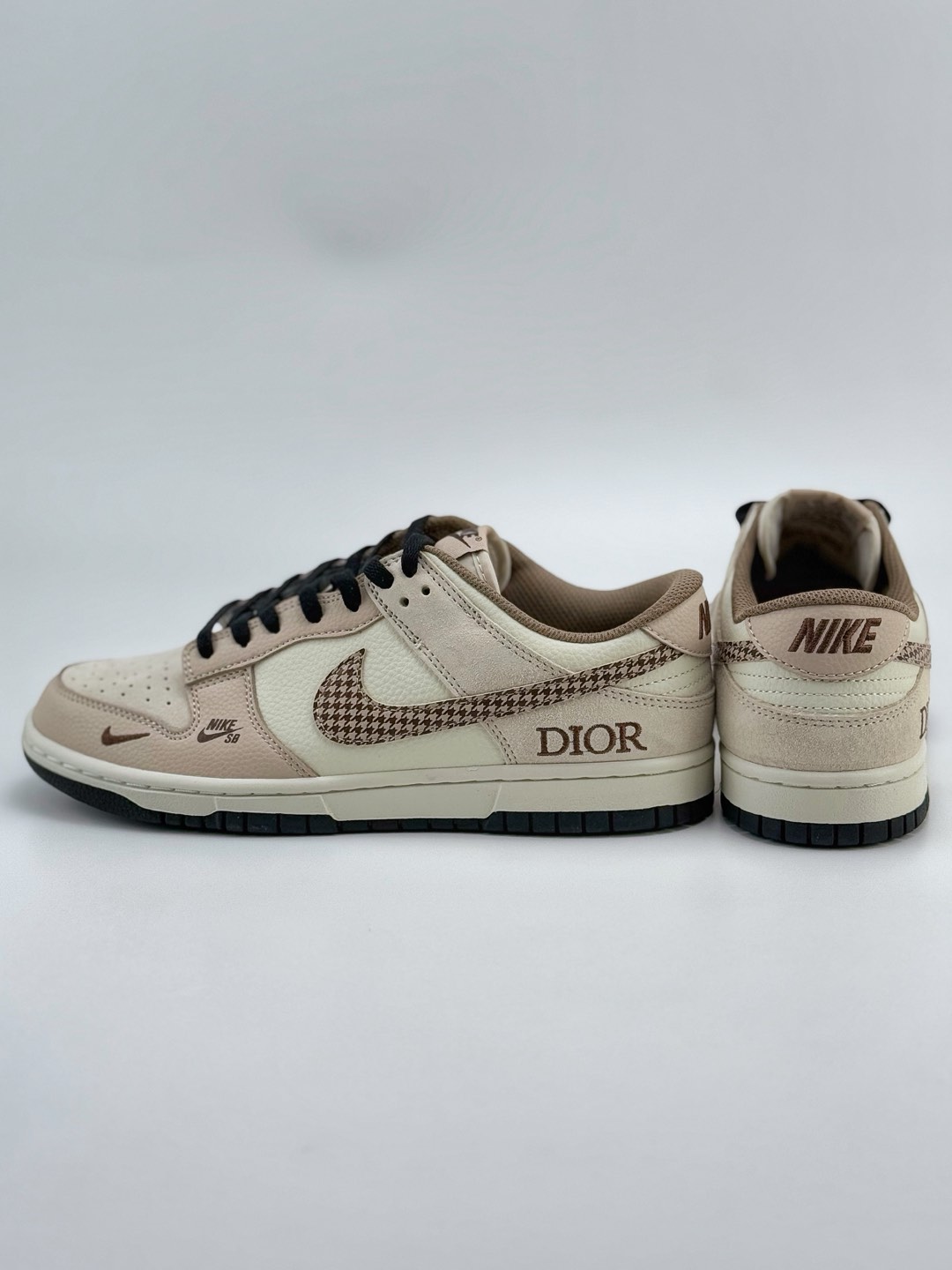 Nike SB Dunk Low x DIOR 白棕小钩  DJ2024-097