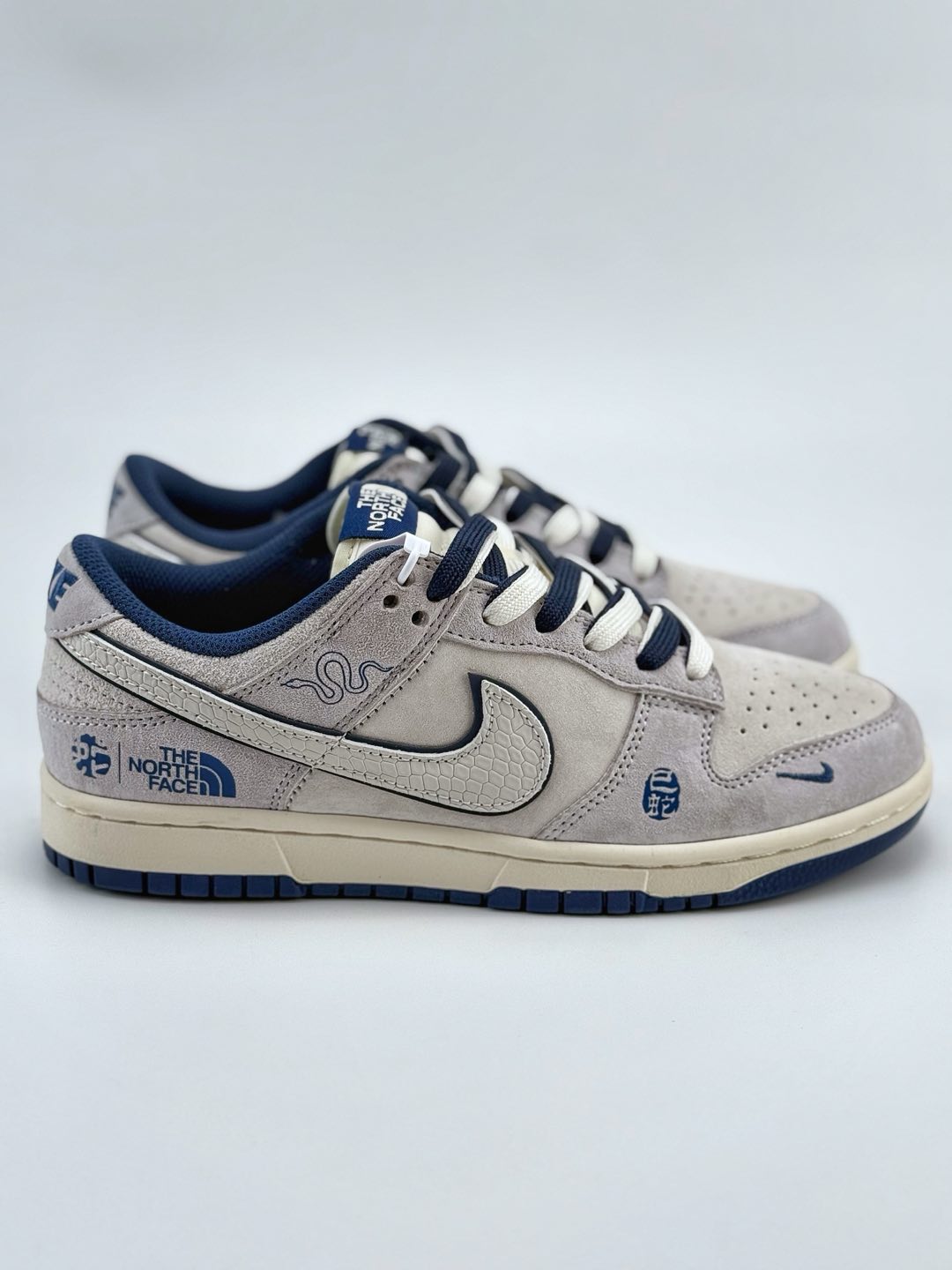 Nike SB Dunk Low x The North Face 灰蓝小钩双鞋带  DM6868-014