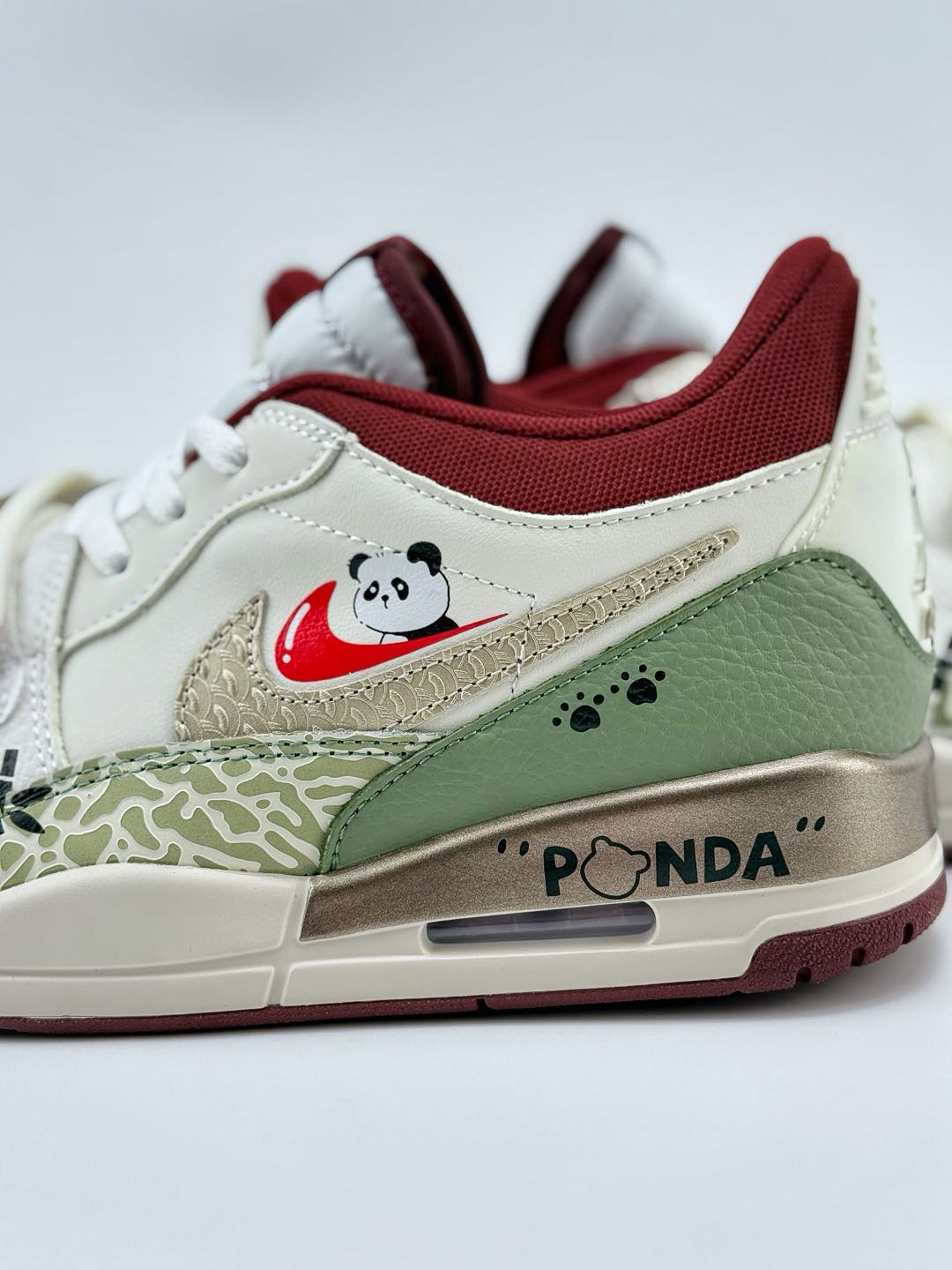 Nike Air Jordan Legacy 312 Low 特殊手绘 水墨国风 红小钩熊猫   FZ5047-128