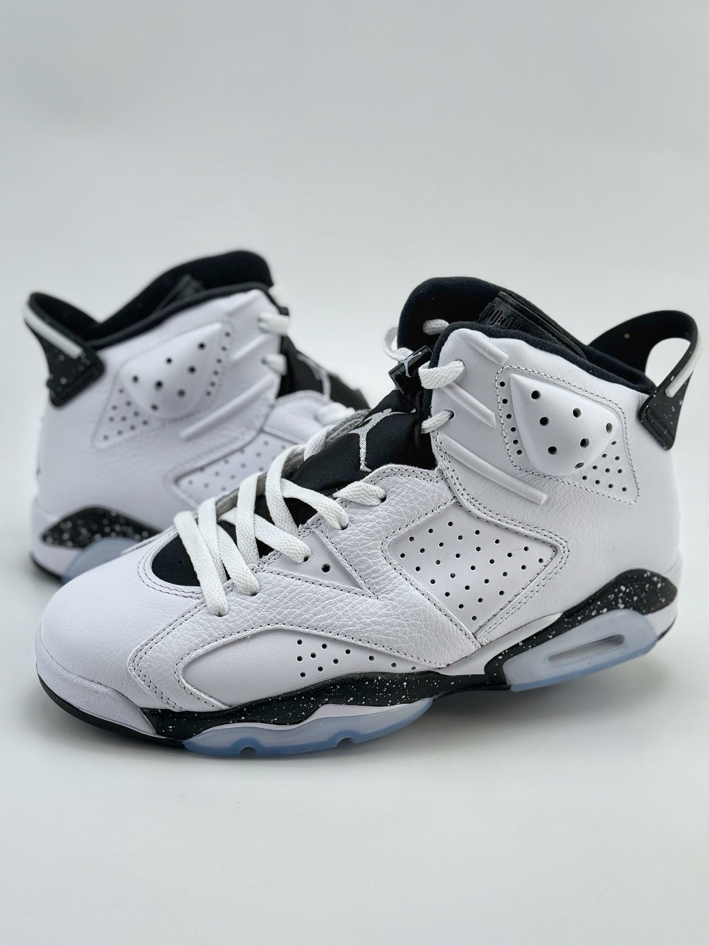 Air Jordan 6 Retro ”Reverse Oreo” 白蓝 2024版 潮流复古篮球鞋 CT8529-112