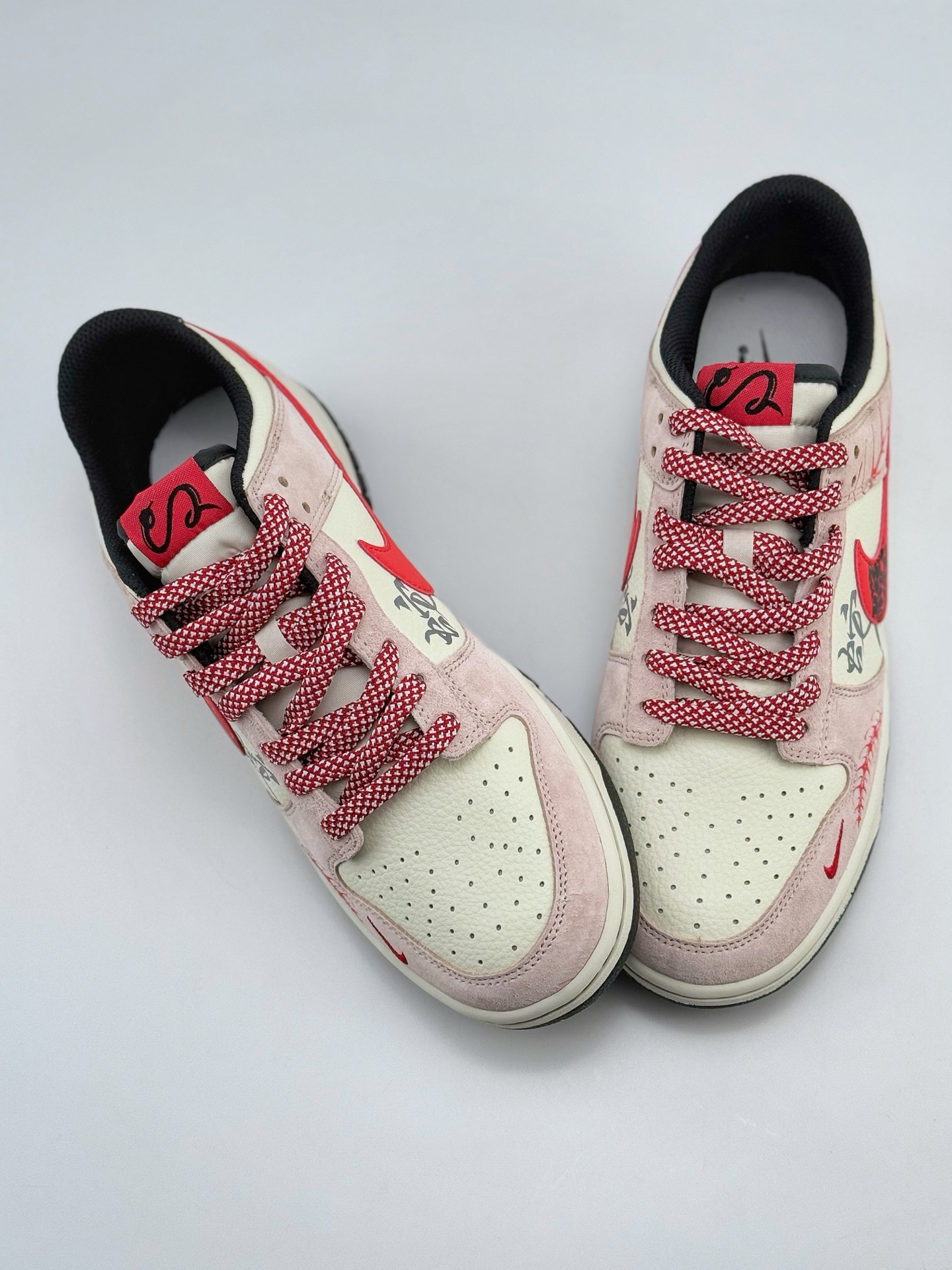 Nike SB Dunk Low 蛇年限定 白红小钩满天星 DJ2024-106