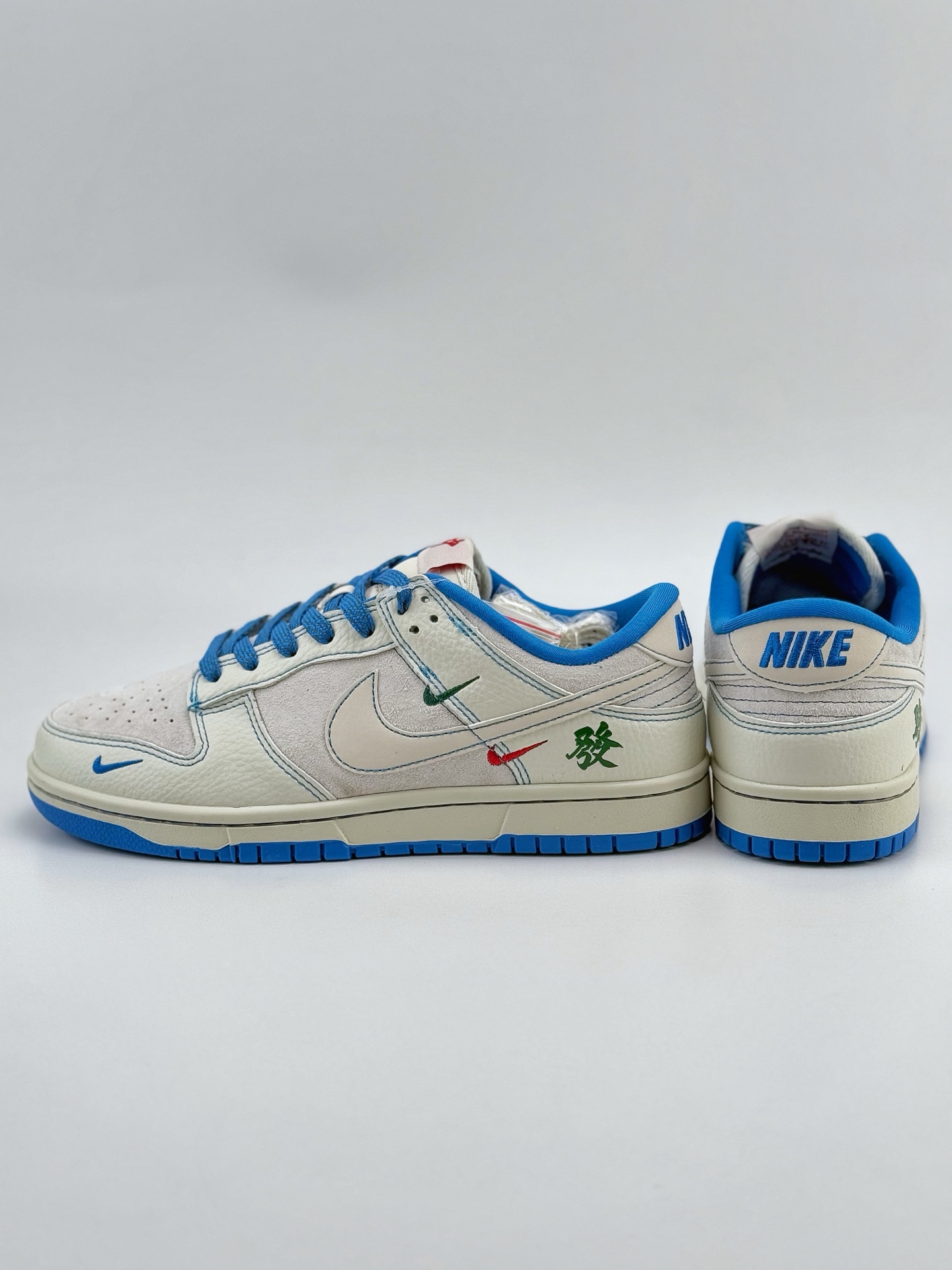 Nike SB Dunk Low 白蓝缝线 发财红中  AG3702-857