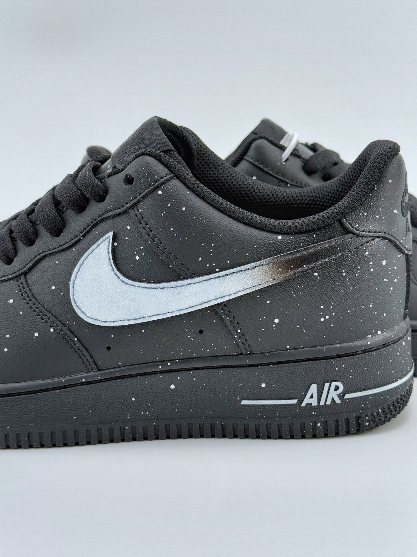 Nike Air Force 1 Low 07 泼墨 黑白  ZH0316-046