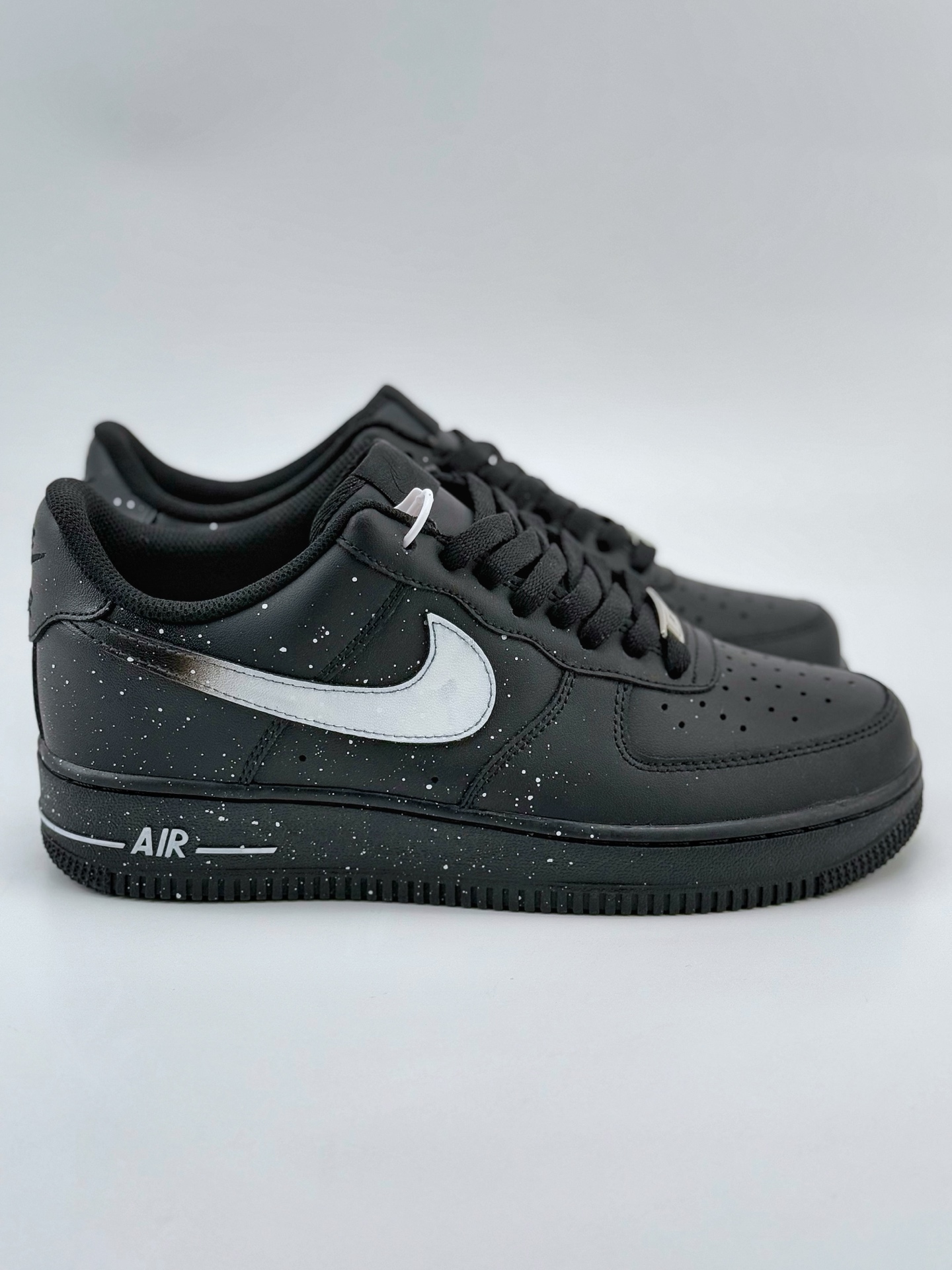 Nike Air Force 1 Low 07 泼墨 黑白  ZH0316-046