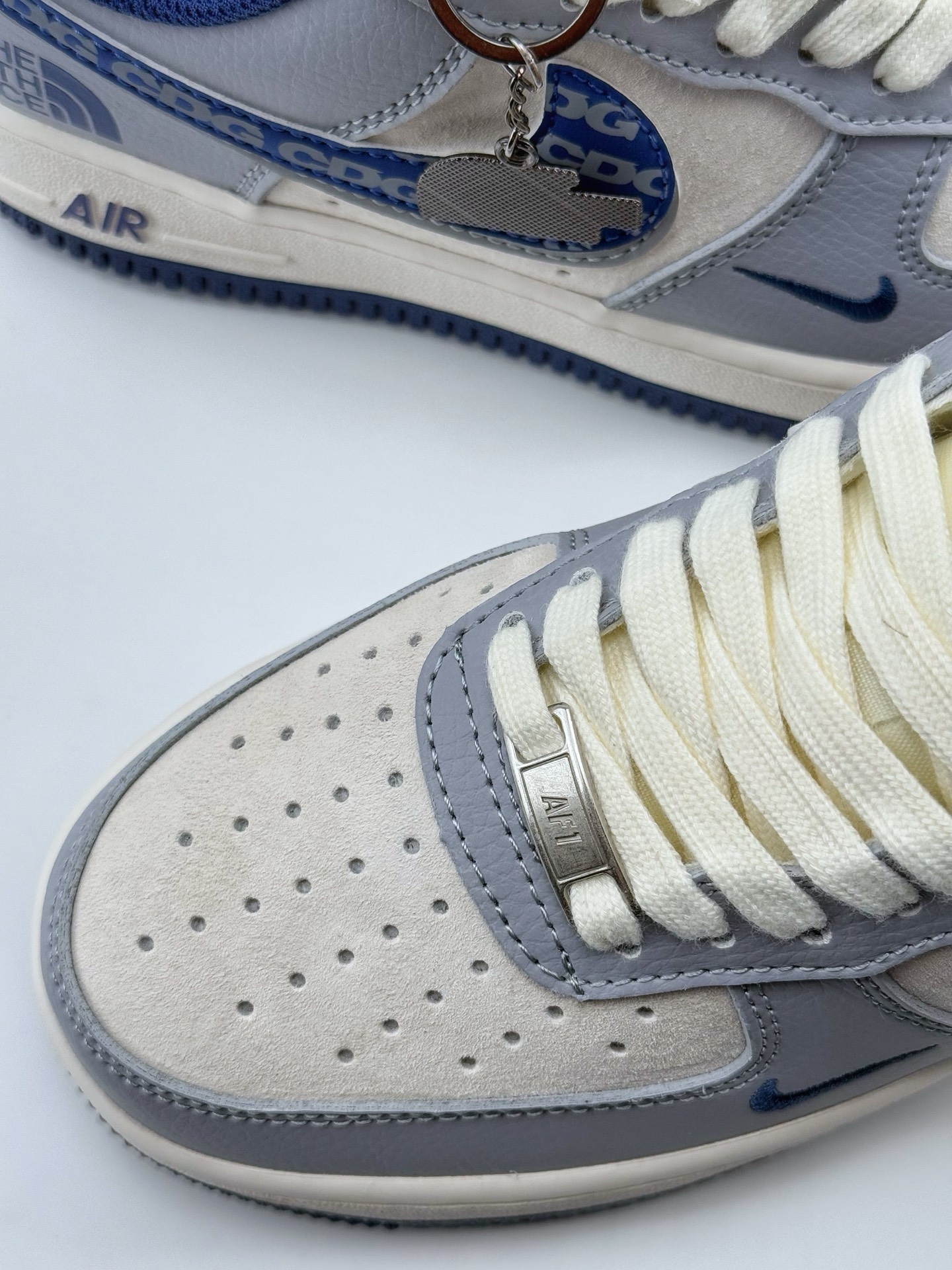 Nike Air Force 1 Low 07 x The North Face x CDG 白灰蓝小钩 DM6688-019