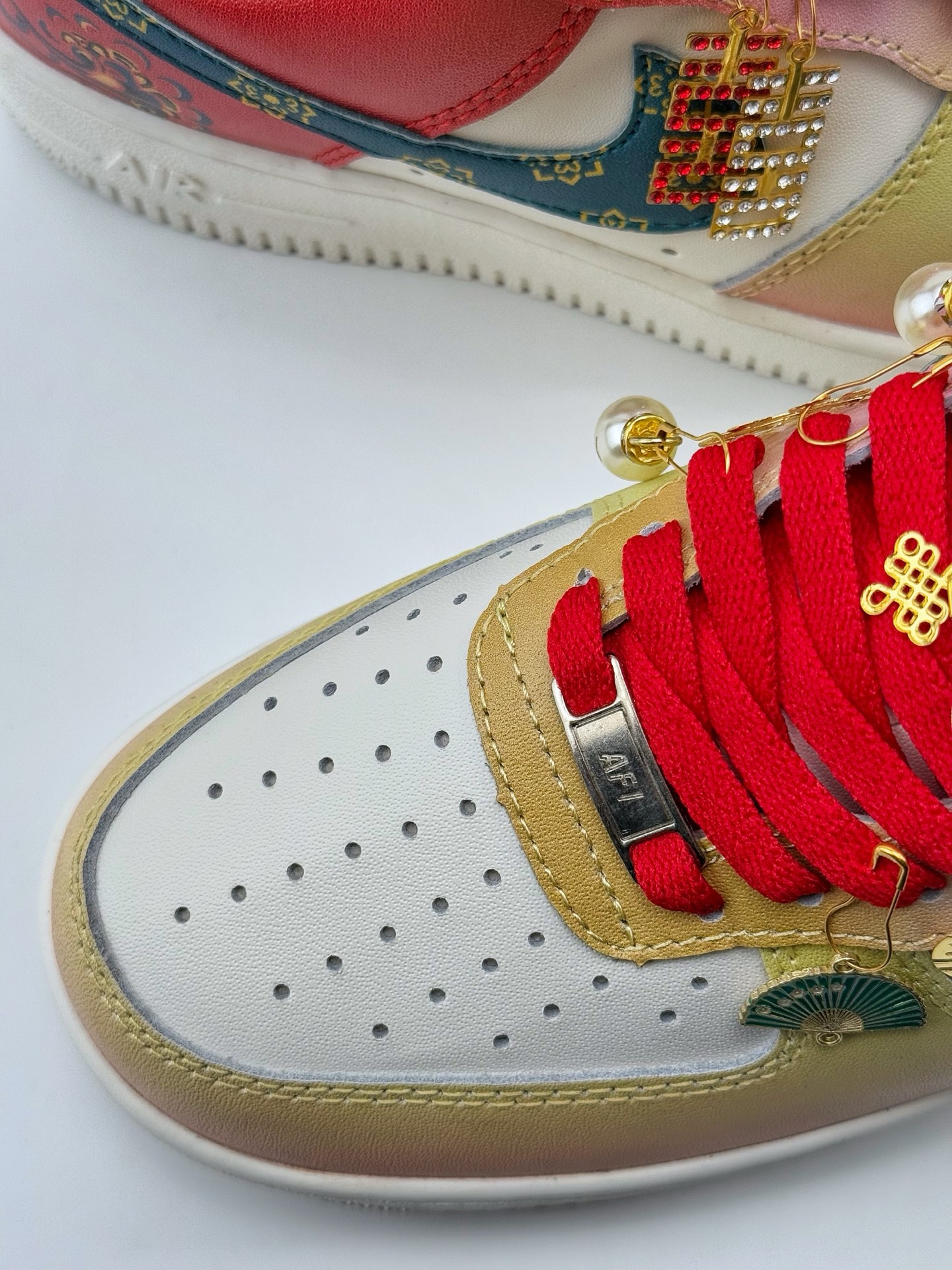 Nike Air Force 1 Low 07 贩卖日落 喜结良缘 白黄红  CW2288-111