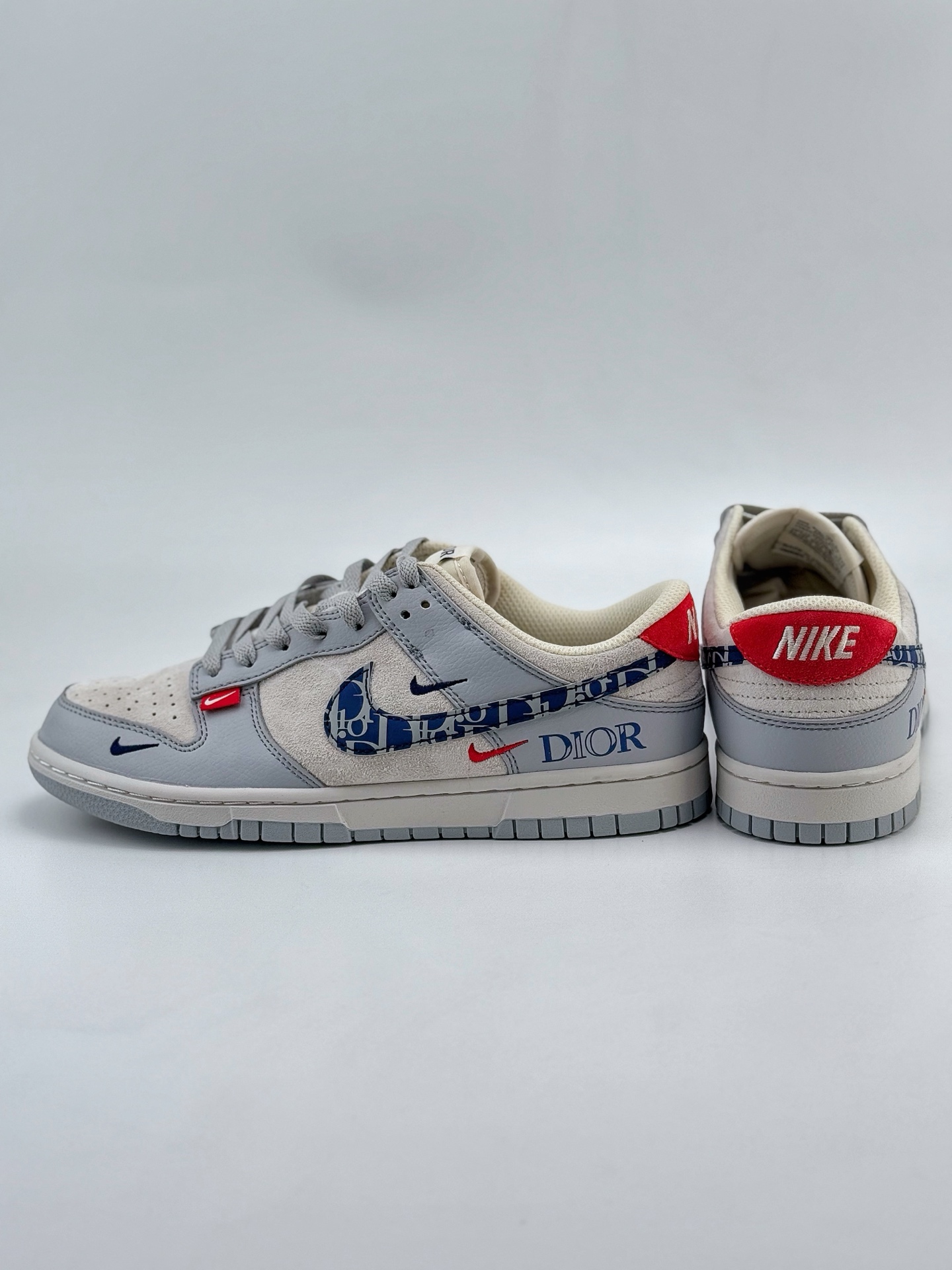Nike SB Dunk Low x DIOR 灰蓝三小钩  DJ2024-126