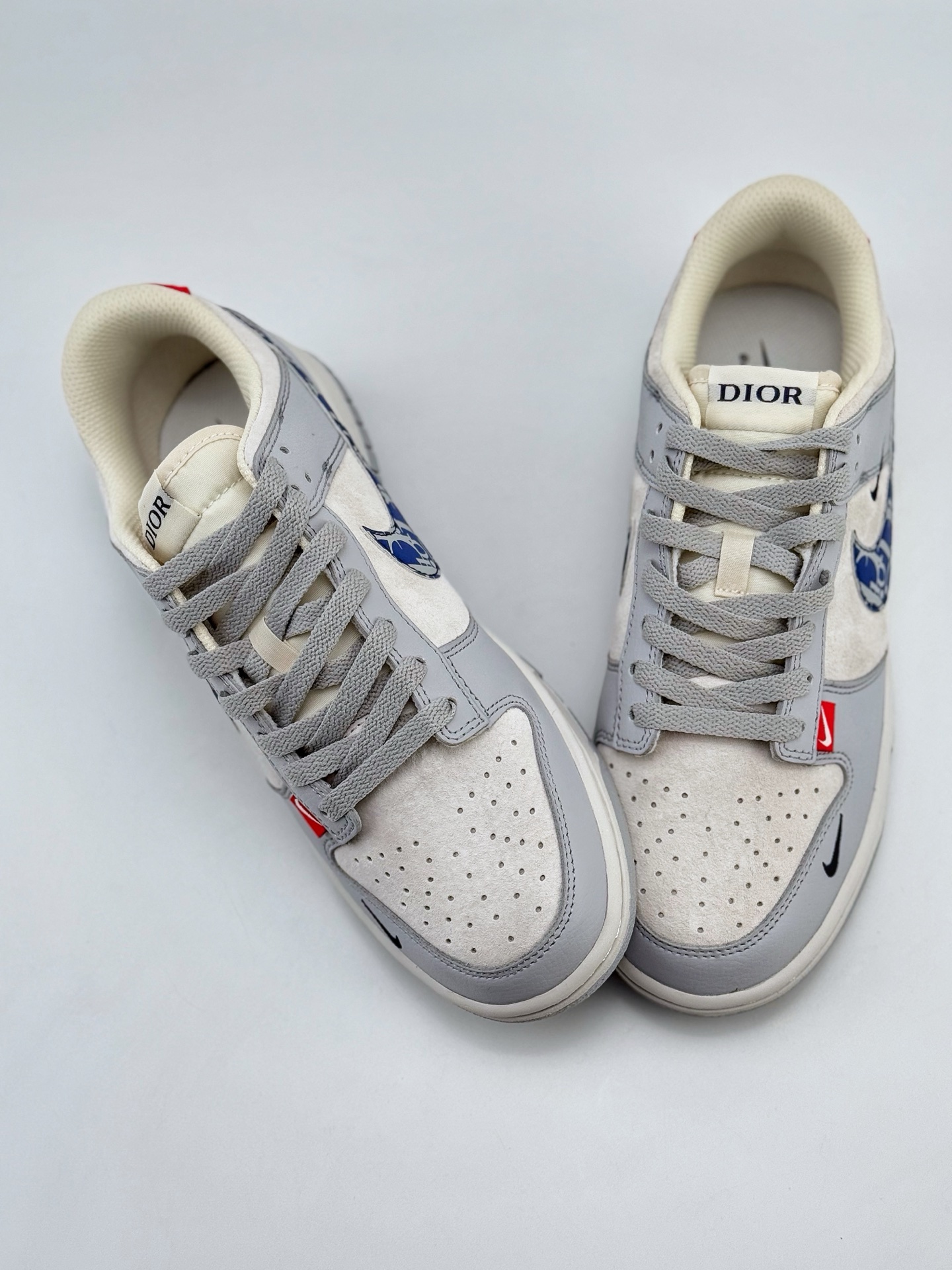 Nike SB Dunk Low x DIOR 灰蓝三小钩  DJ2024-126