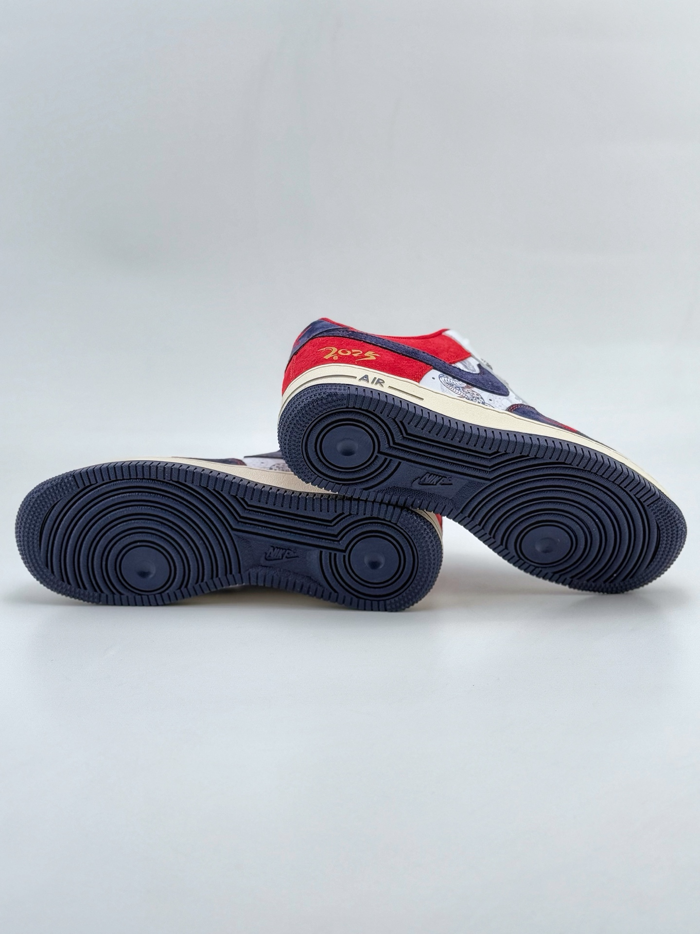 Nike Air Force 1 Low 07 蛇年限定 白蓝红小钩满天星 HD2258-012