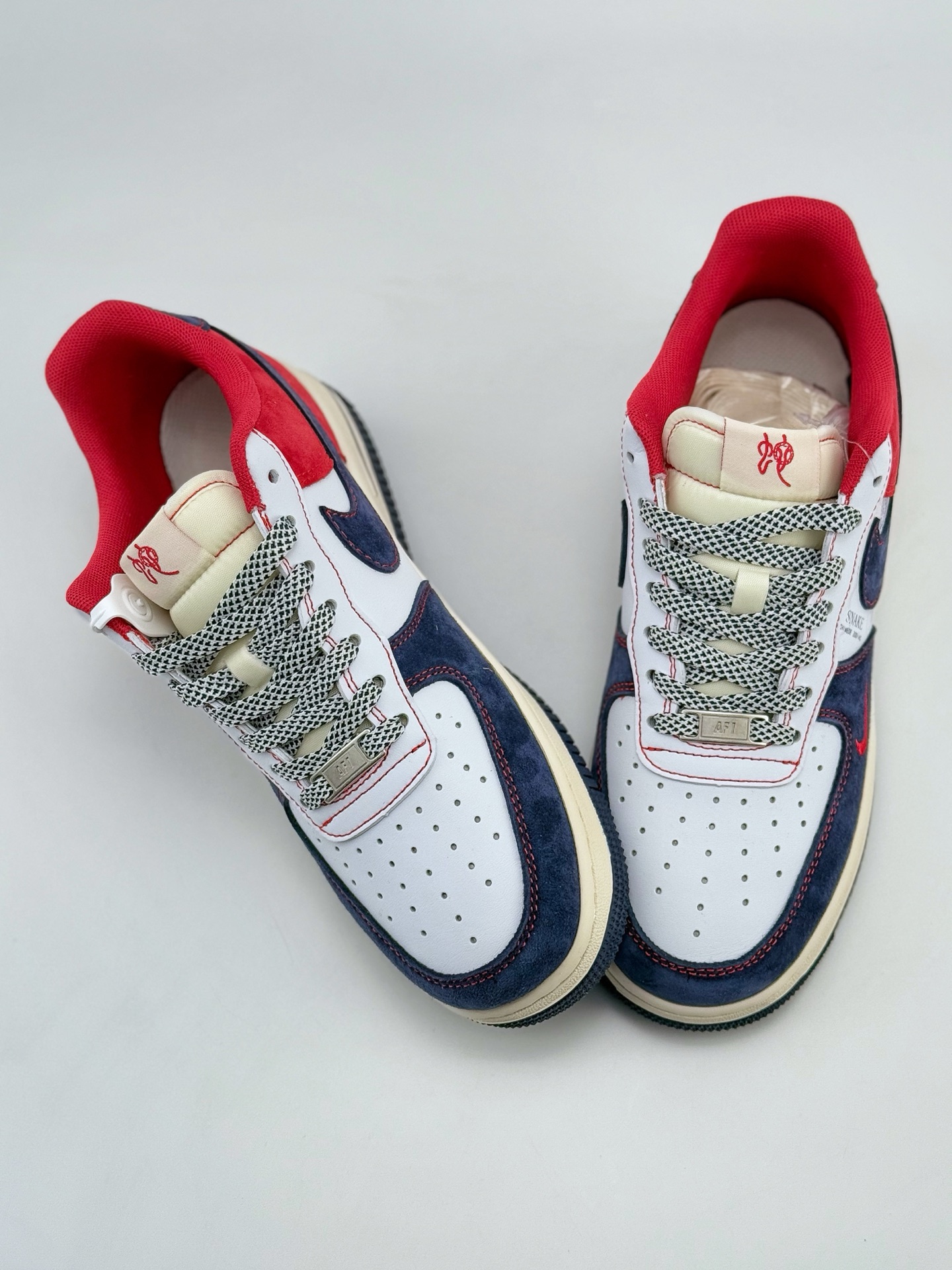 Nike Air Force 1 Low 07 蛇年限定 白蓝红小钩满天星 HD2258-012
