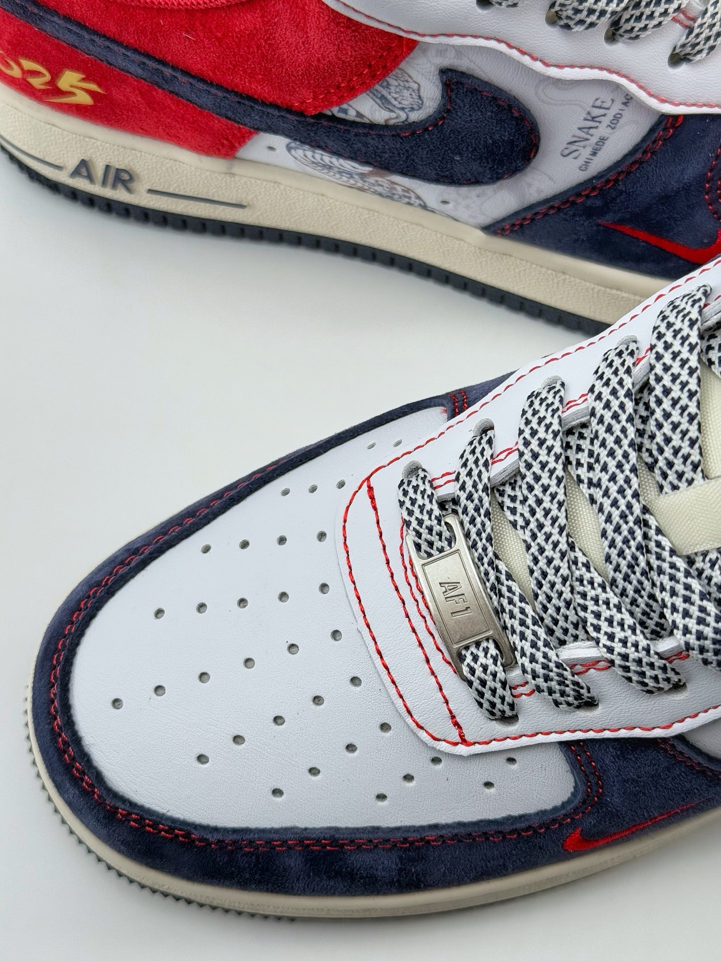 Nike Air Force 1 Low 07 蛇年限定 白蓝红小钩满天星 HD2258-012