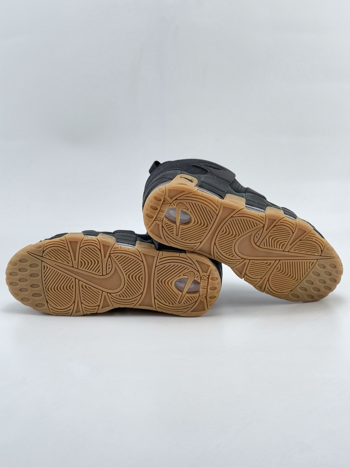Nike Air More Uptempo Low 代表着历史最高版本皮蓬  FZ3055-003