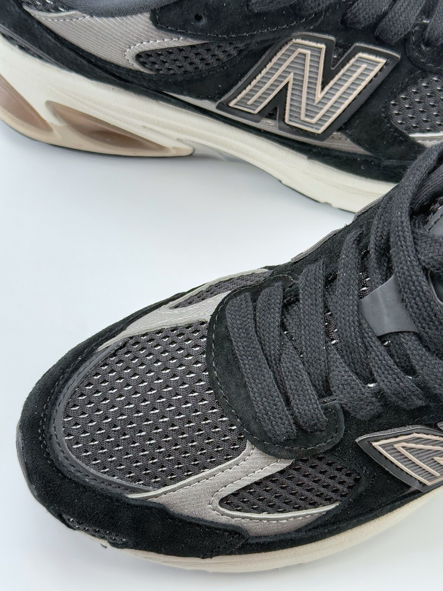 New Balance NB2010系列 新百伦经典复古休闲运动板鞋 U2010NB4