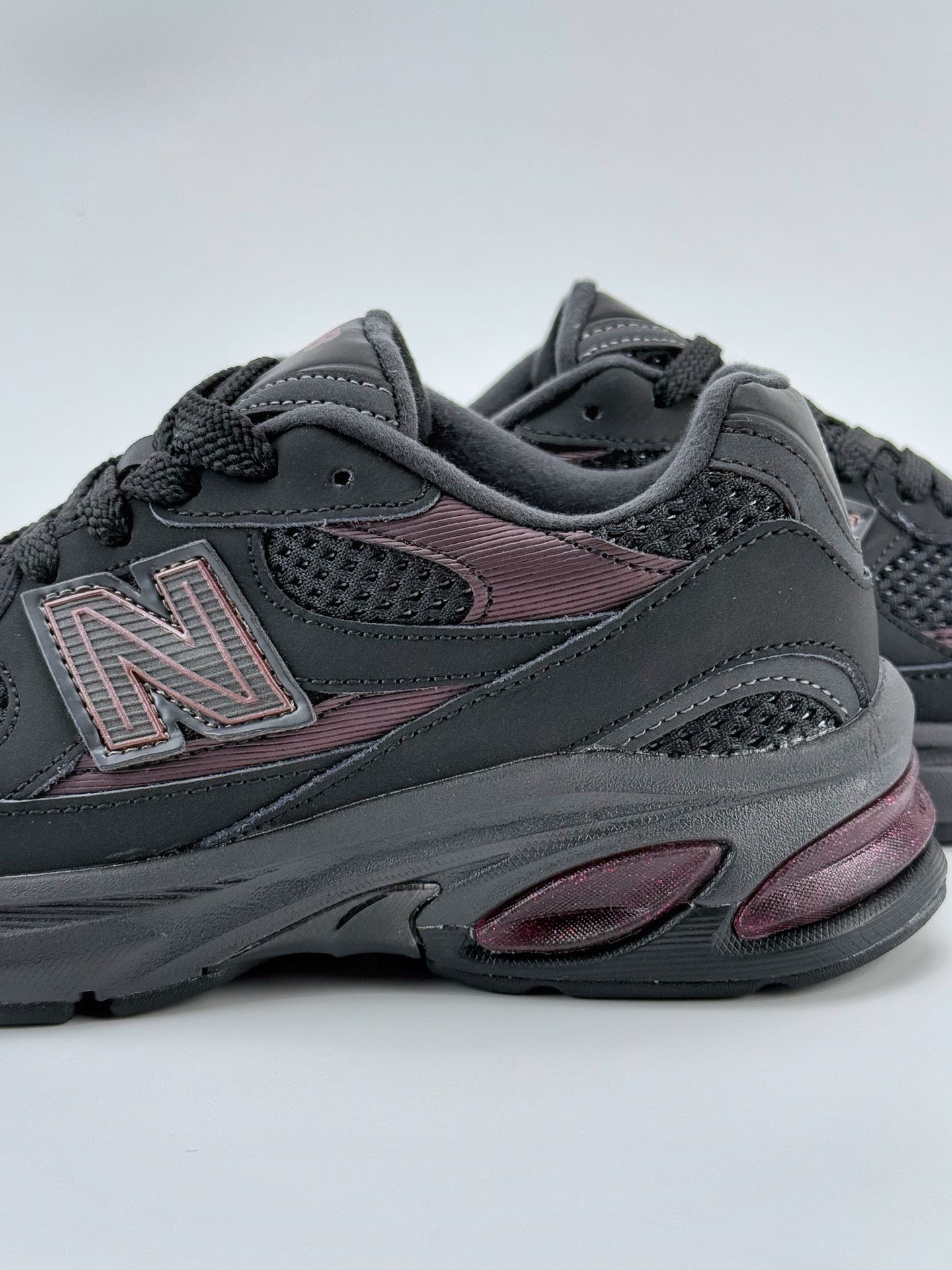 New Balance NB2010系列 新百伦经典复古休闲运动板鞋  U2010NB8