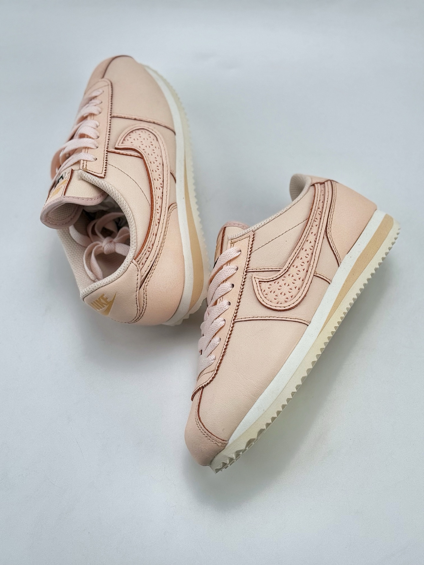 Nike Classic Cortez PRM 粉 经典阿甘 经典版型 FN7665-838