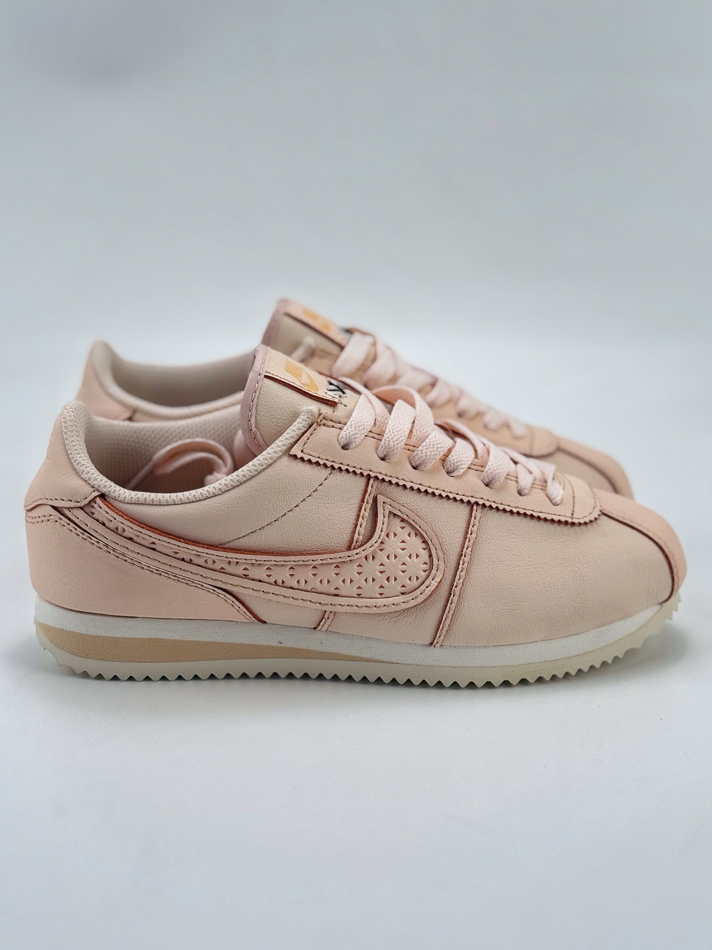 Nike Classic Cortez PRM 粉 经典阿甘 经典版型 FN7665-838