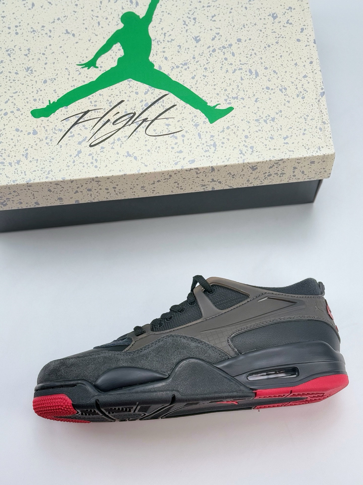 Nike Air Jordan 4 Retro RM 乔丹四代 ”Bred” 黑红 FQ7939-060