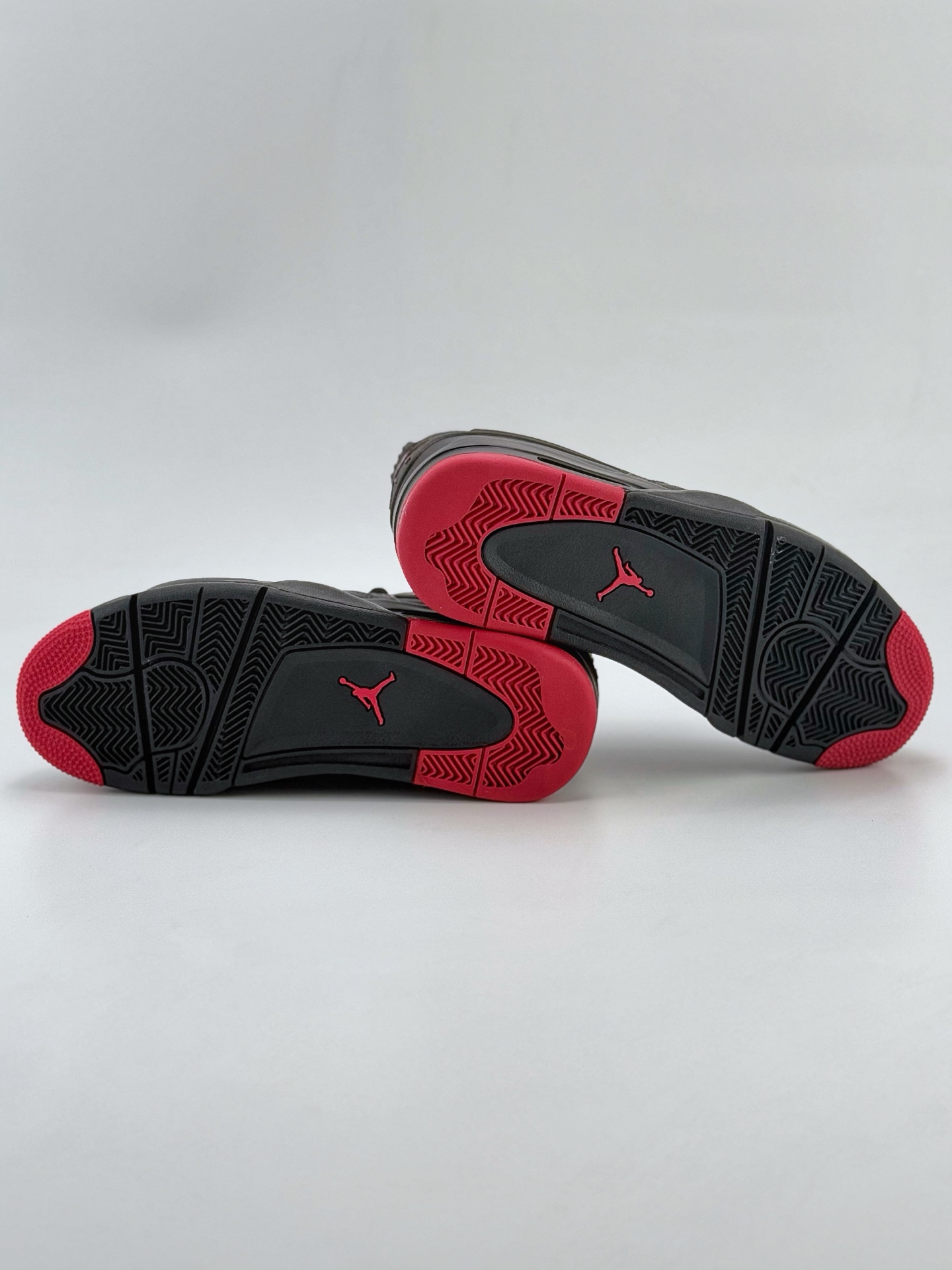Nike Air Jordan 4 Retro RM 乔丹四代 ”Bred” 黑红 FQ7939-060