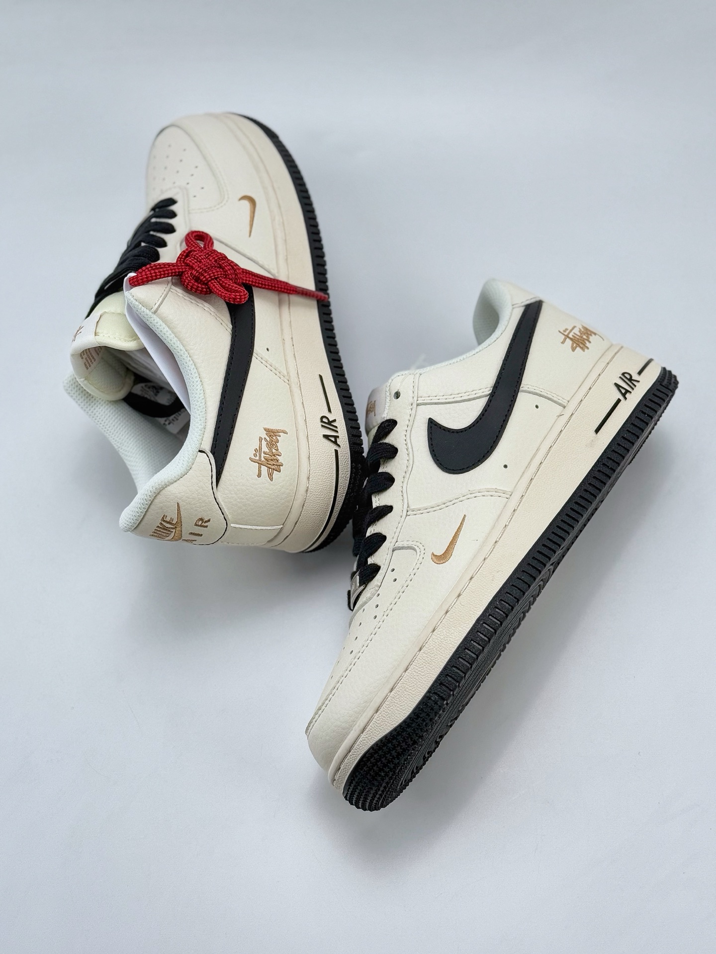 Nike Air Force 1 Low 07 x Stussy 白黑金小钩 XZ6188-720