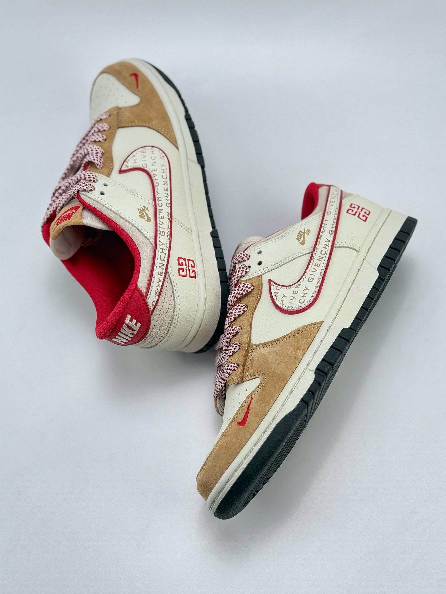 Nike SB Dunk Low x GIVENCHY 白棕红小钩满天星  DJ2024-119