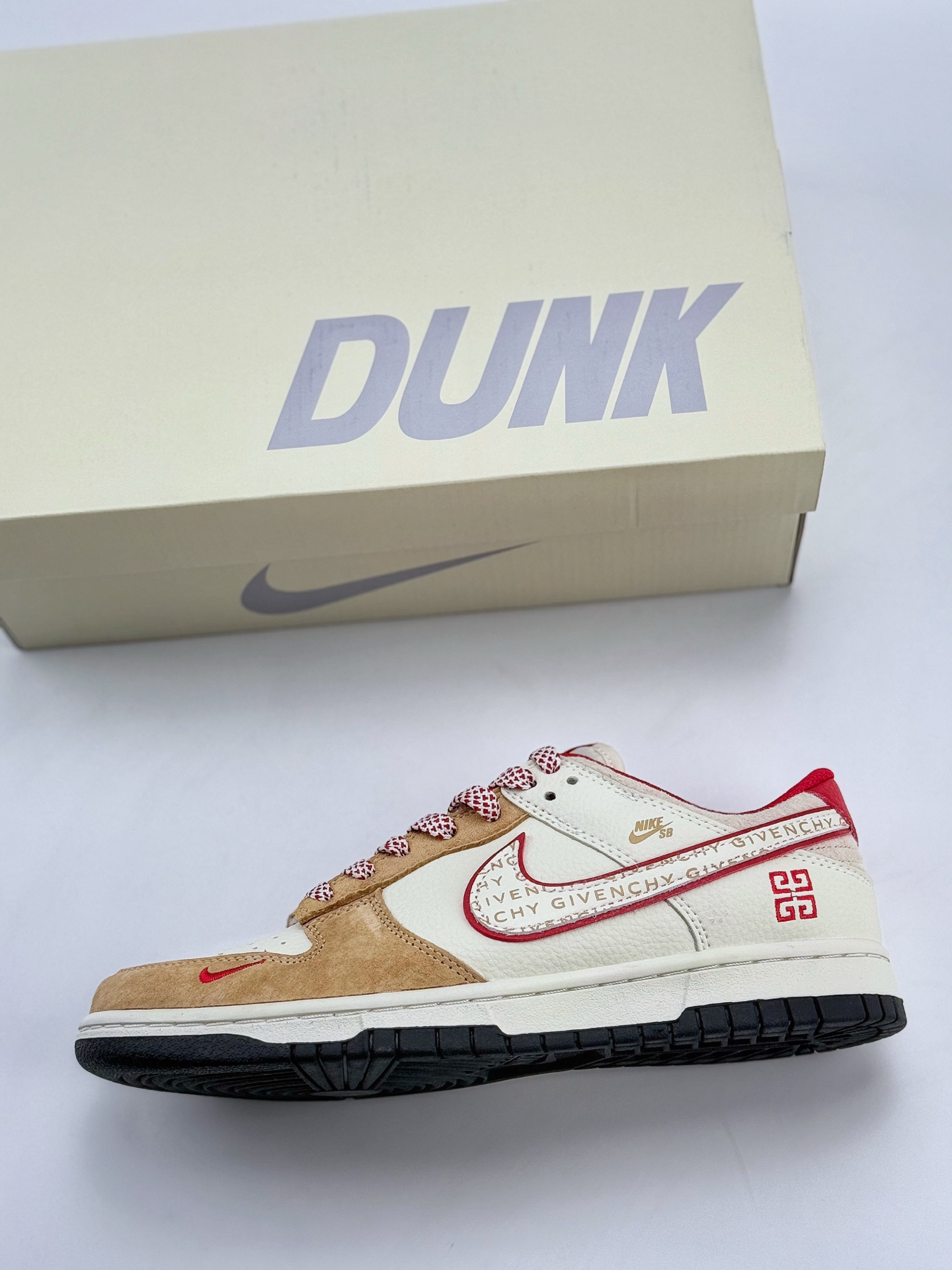 Nike SB Dunk Low x GIVENCHY 白棕红小钩满天星  DJ2024-119