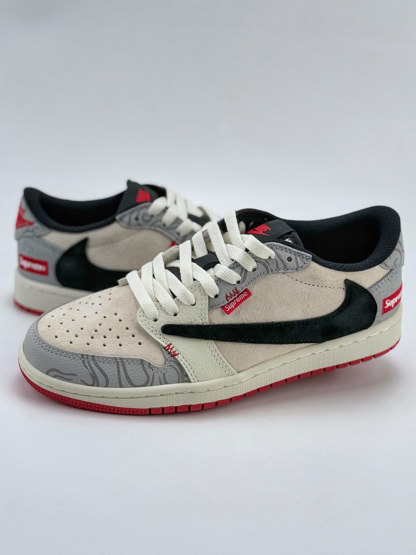 Travis Scott x Nike Air Jordan 1 Low x Supreme Air Jordan 1 Low 反转米灰黑翻毛倒钩  DM7866-078