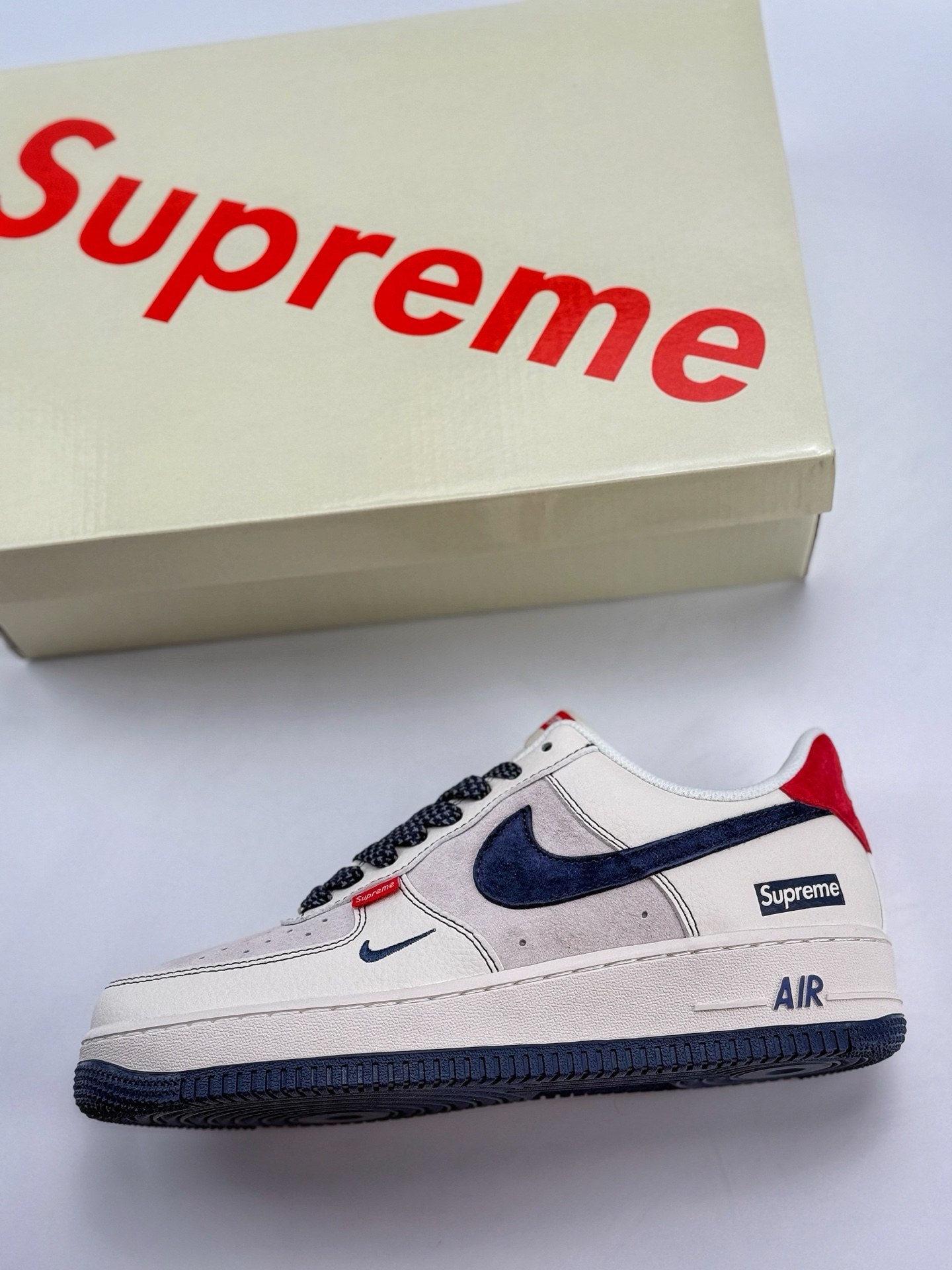 Nike Air Force 1 Low 07 x Supreme 米蓝小钩满天星 BB7518-021