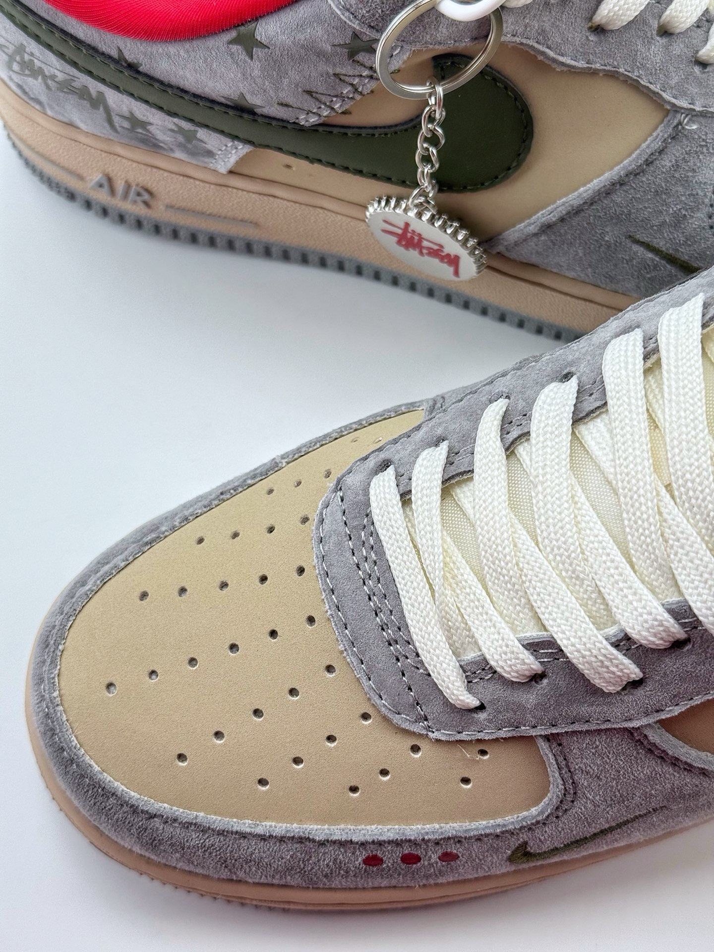Nike Air Force 1 Low 07 x Stussy 灰棕绿小钩  KK1988-034