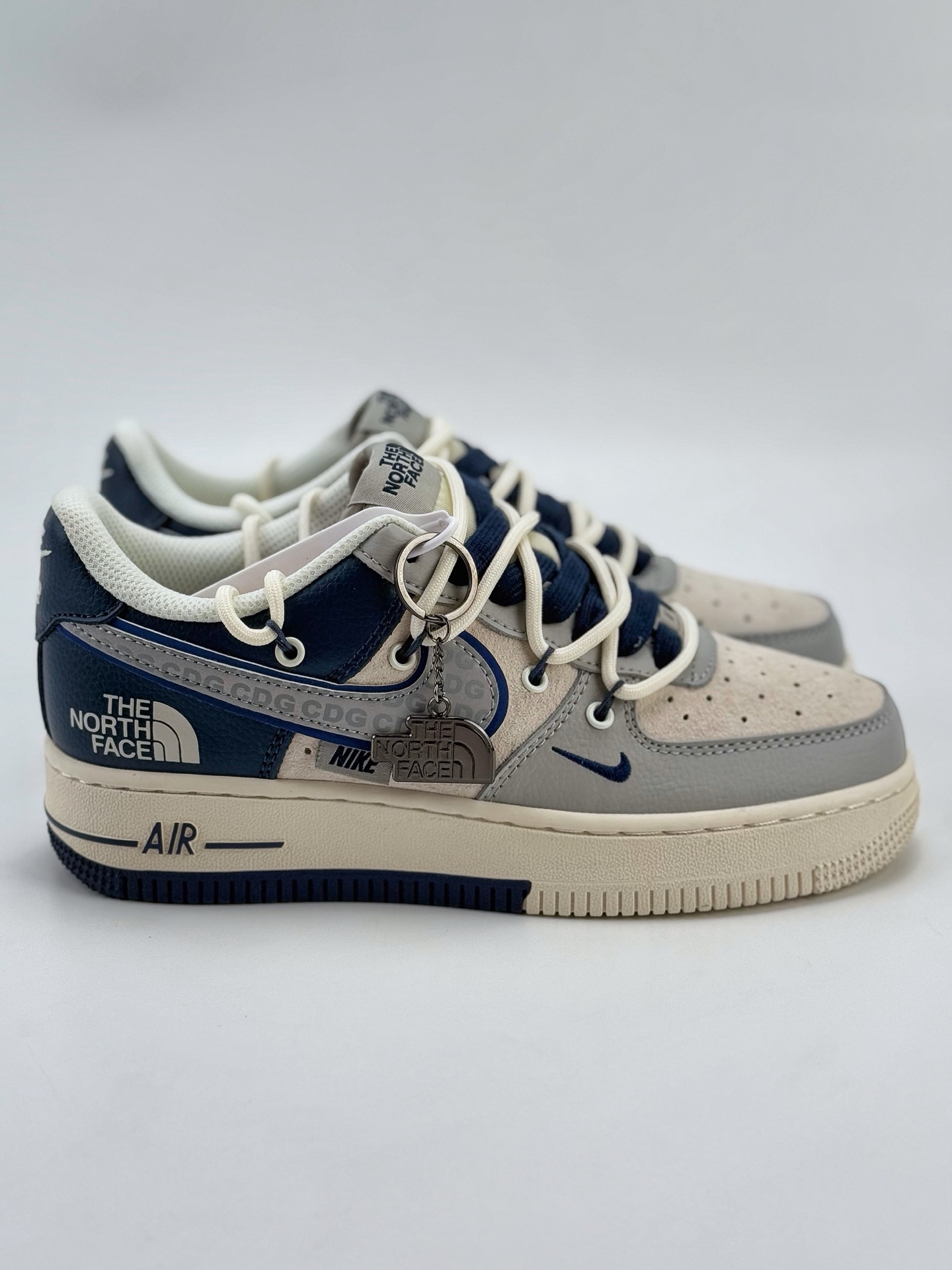 Nike Air Force 1 Low 07 x The North Face x CDG 白灰蓝小钩绑带  DM6688-024
