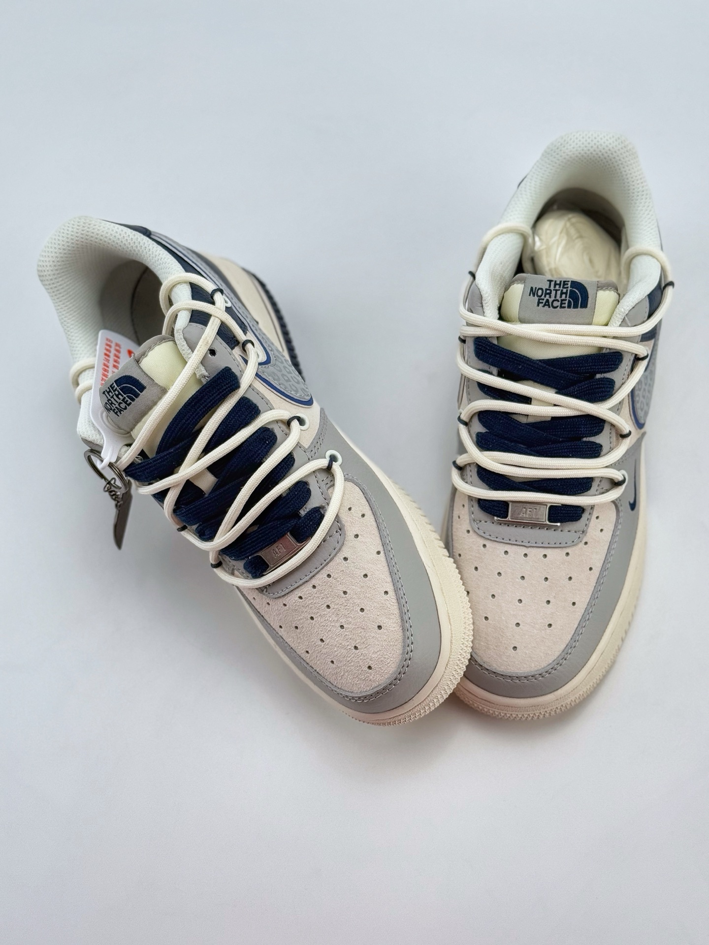 Nike Air Force 1 Low 07 x The North Face x CDG 白灰蓝小钩绑带  DM6688-024