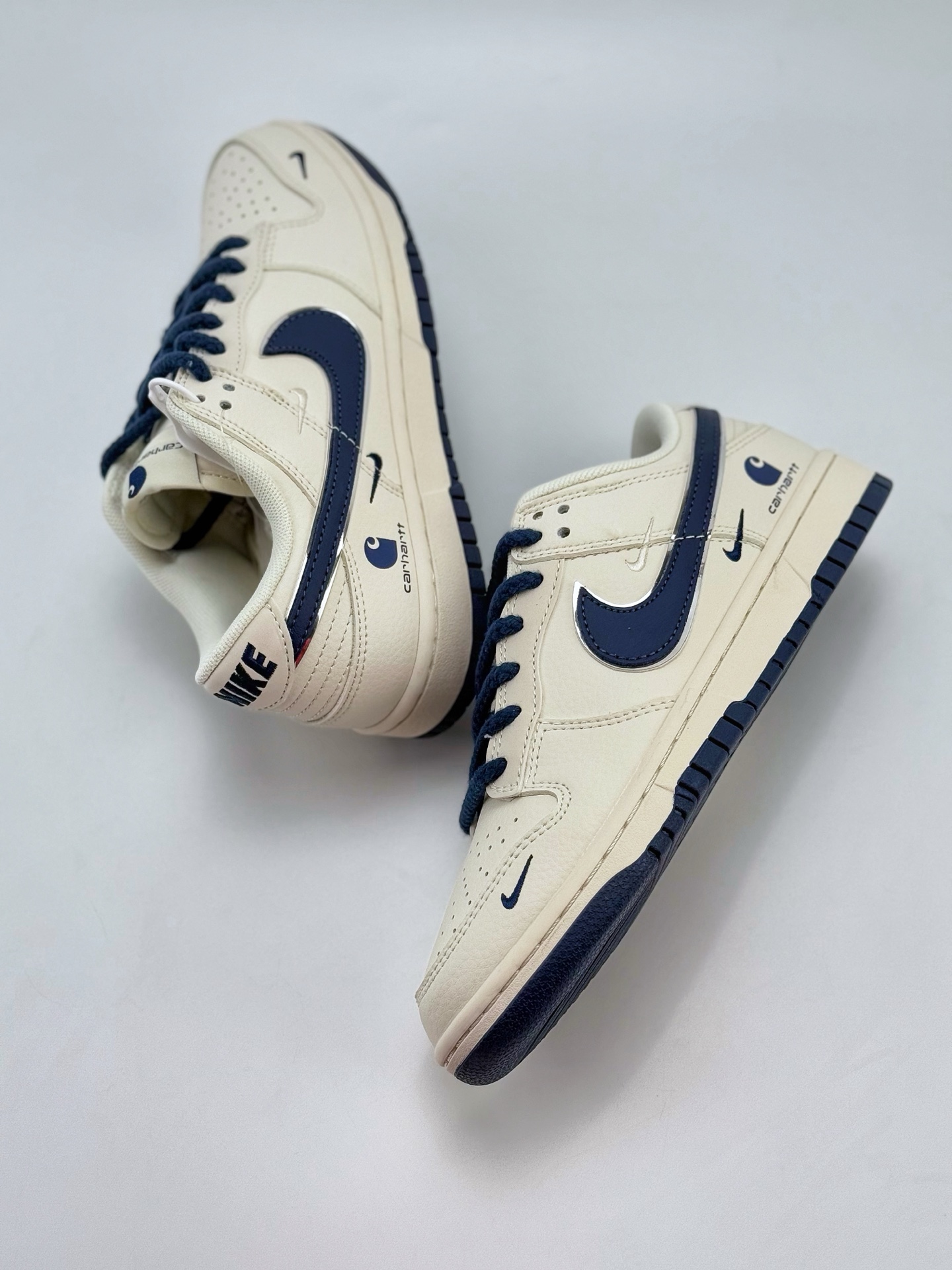 Nike SB Dunk Low x Carharrt 卡哈特白蓝三小钩  SJ1089-008