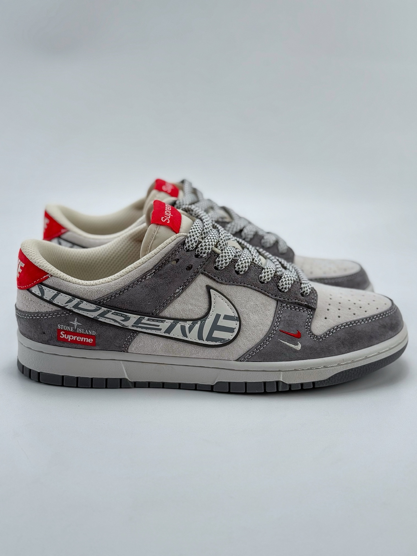 Nike SB Dunk Low x Stone Island x Supreme 灰红双小钩满天星 DJ2024-125