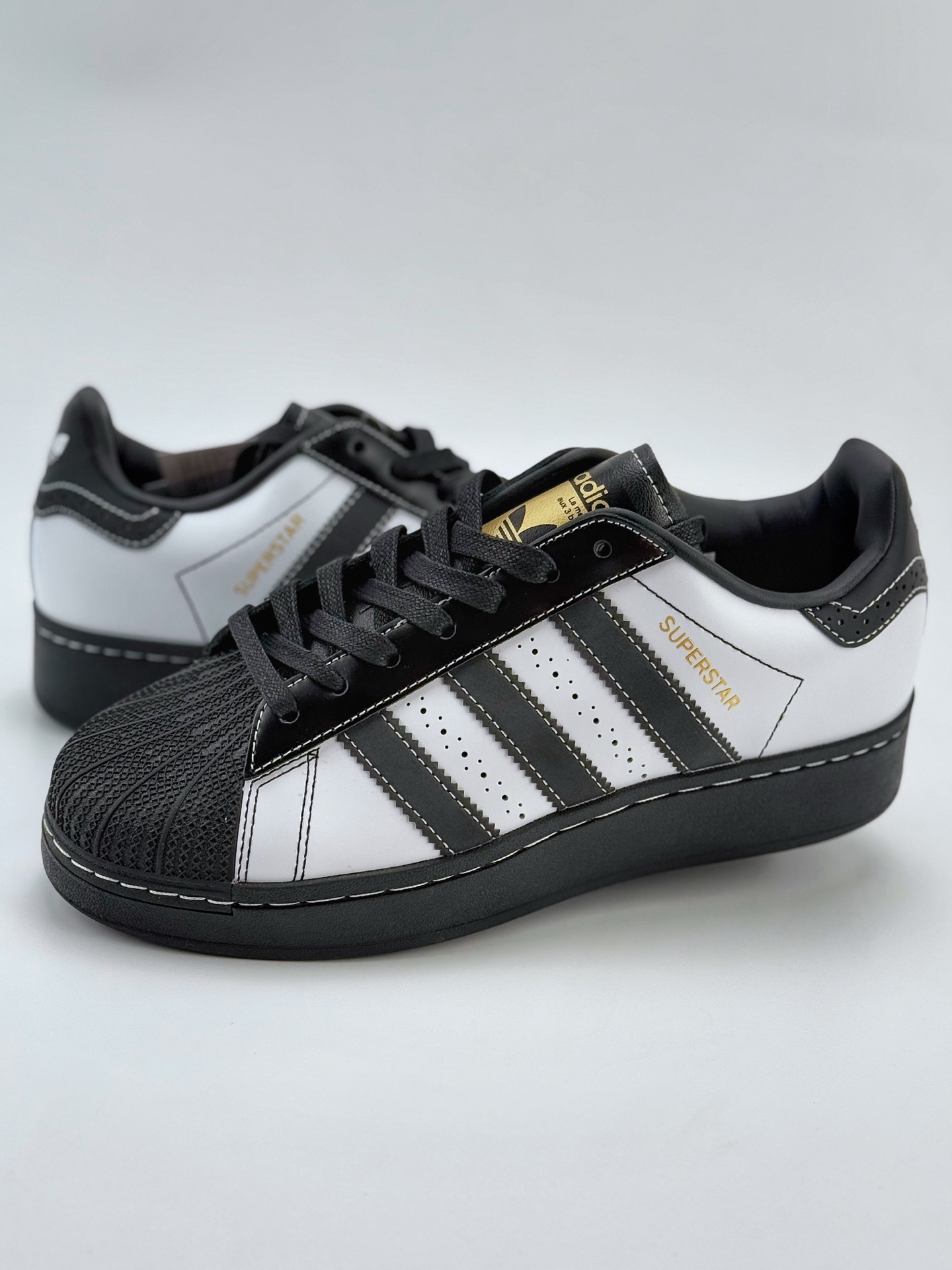 AD Originals Superstar XLG 贝壳头 黑白  IE8409