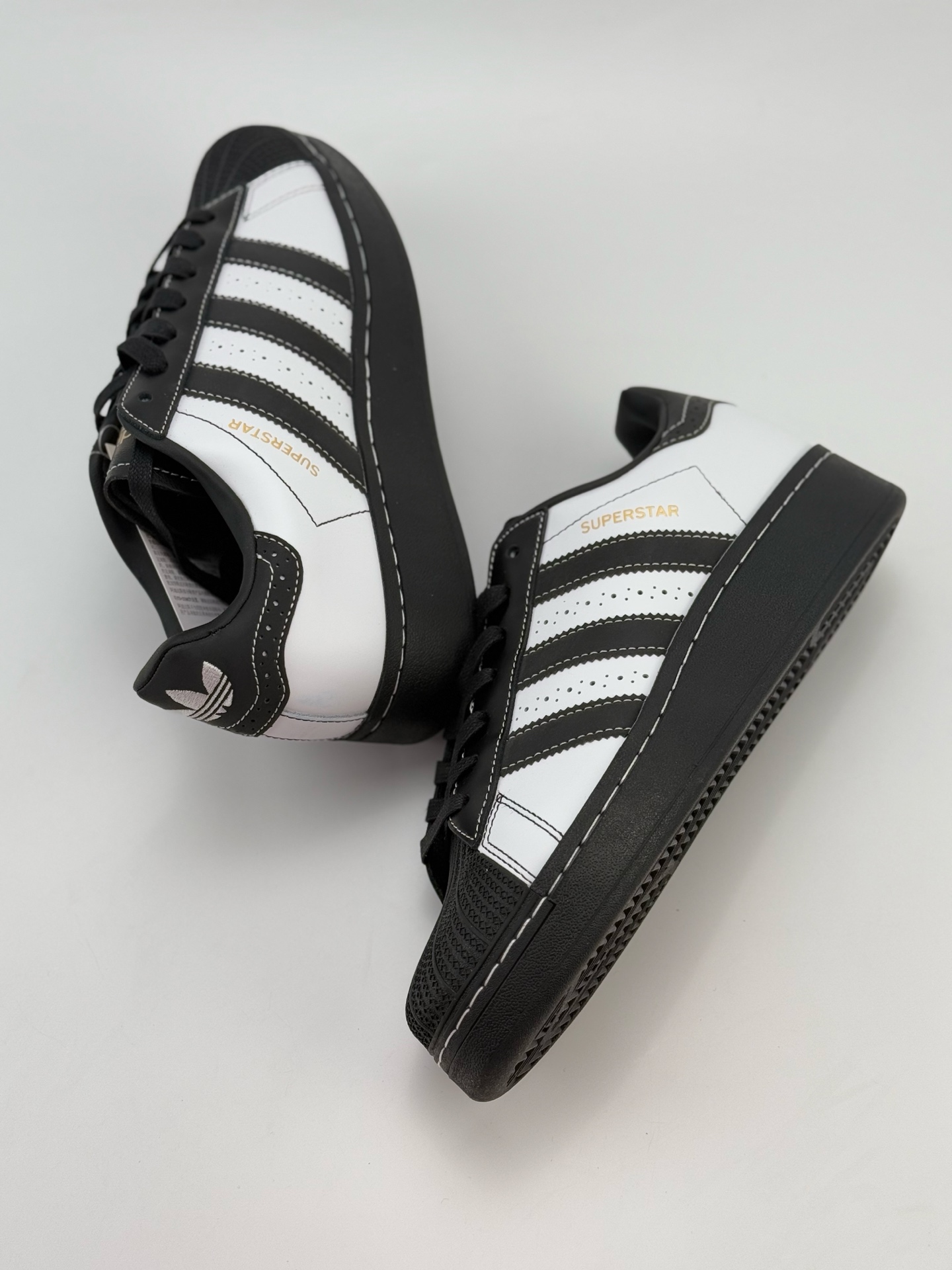 AD Originals Superstar XLG 贝壳头 黑白  IE8409