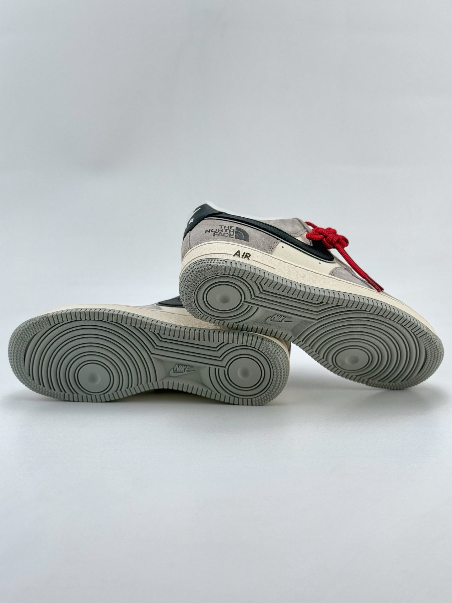 Nike Air Force 1 Low 07 x The North Face 白灰黑小钩满天星  XZ6188-763