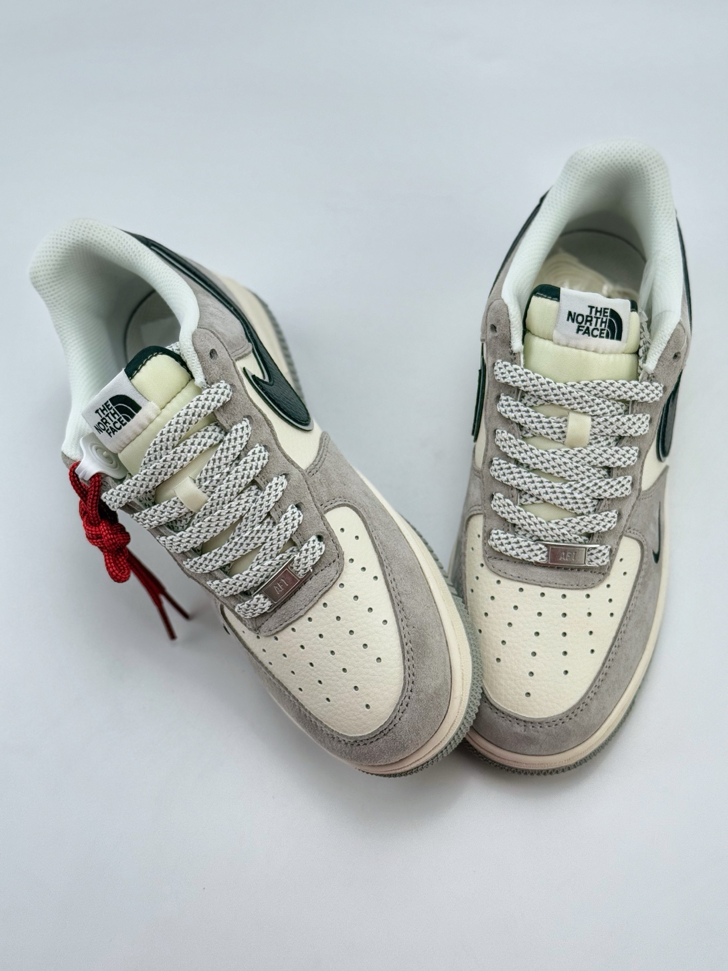 Nike Air Force 1 Low 07 x The North Face 白灰黑小钩满天星  XZ6188-763