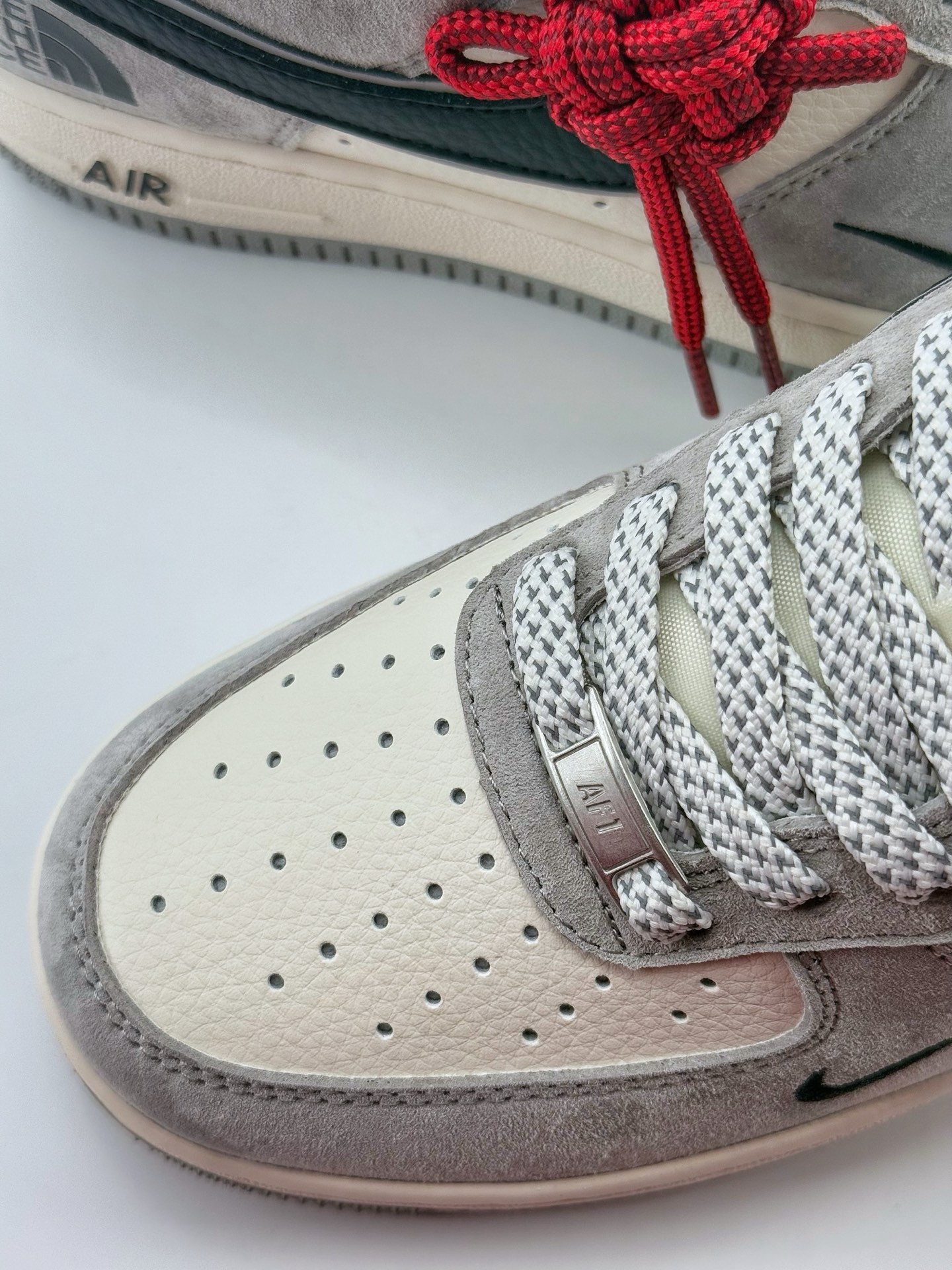 Nike Air Force 1 Low 07 x The North Face 白灰黑小钩满天星  XZ6188-763