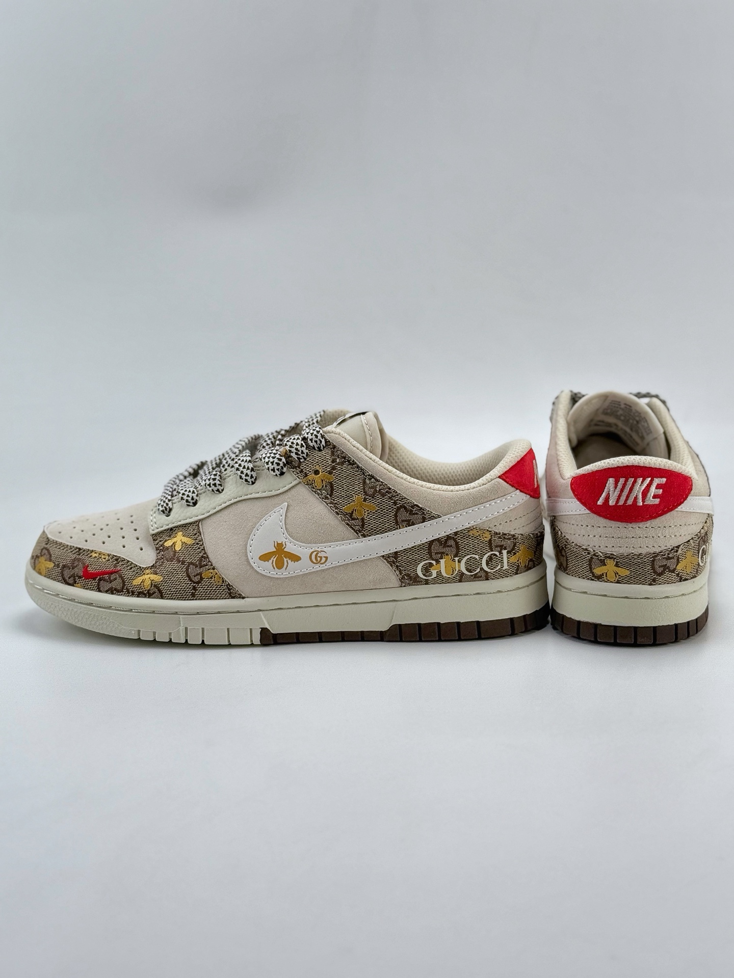 Nike SB Dunk Low x GUCCI 灰黄老花小钩满天星  DJ2024-130